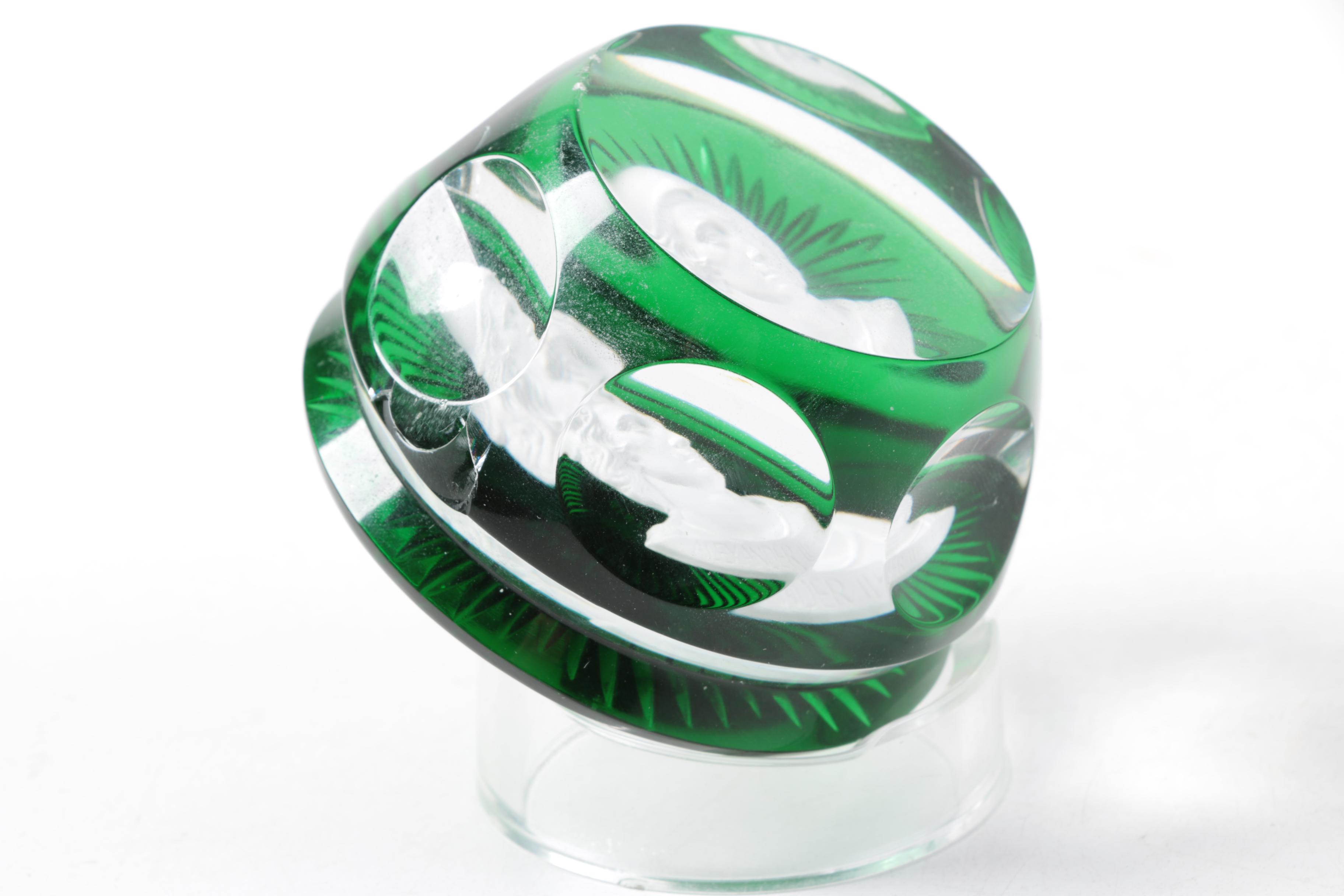 1975 "The Franklin Mint" Baccarat Crystal Cameo Paperweight