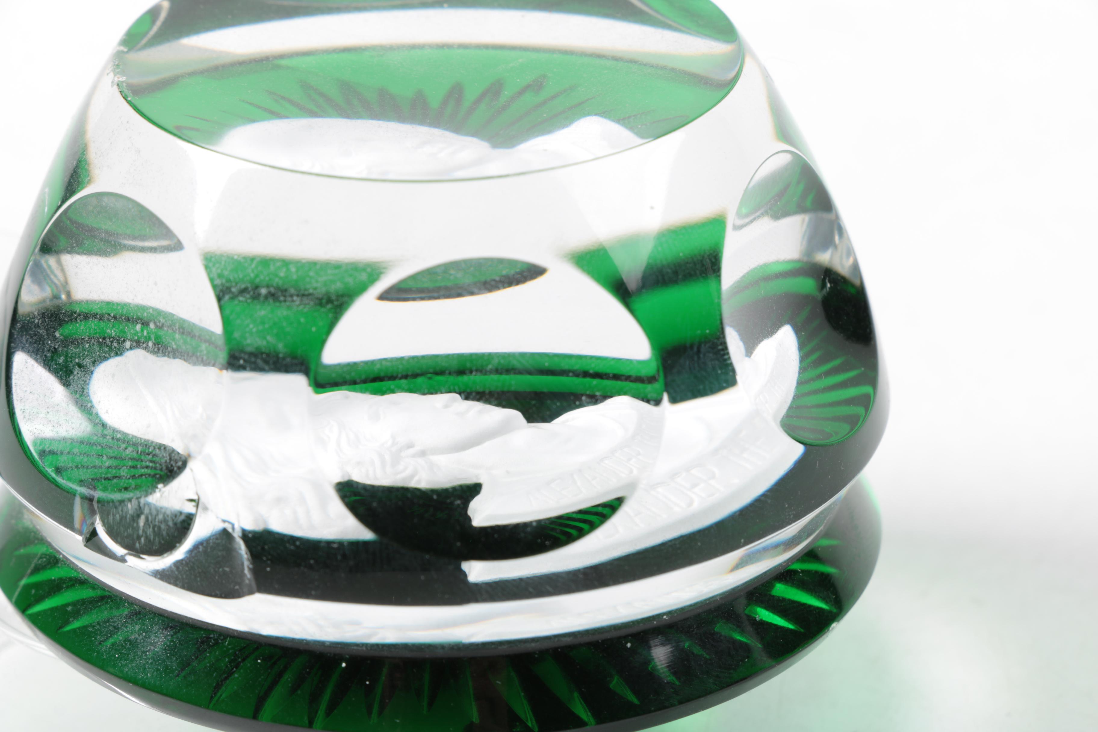 1975 "The Franklin Mint" Baccarat Crystal Cameo Paperweight