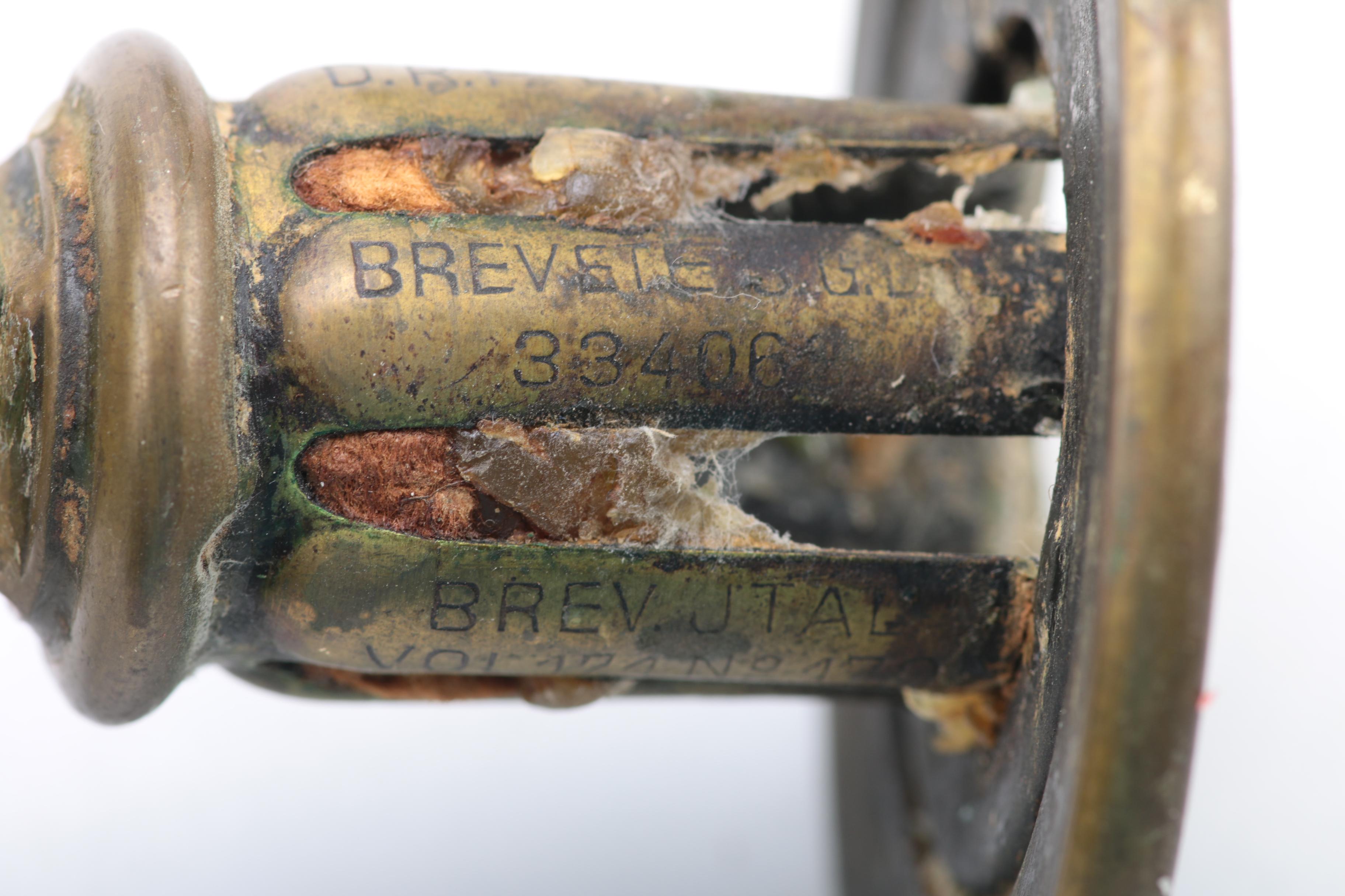 Metal Candle Holders and Decor