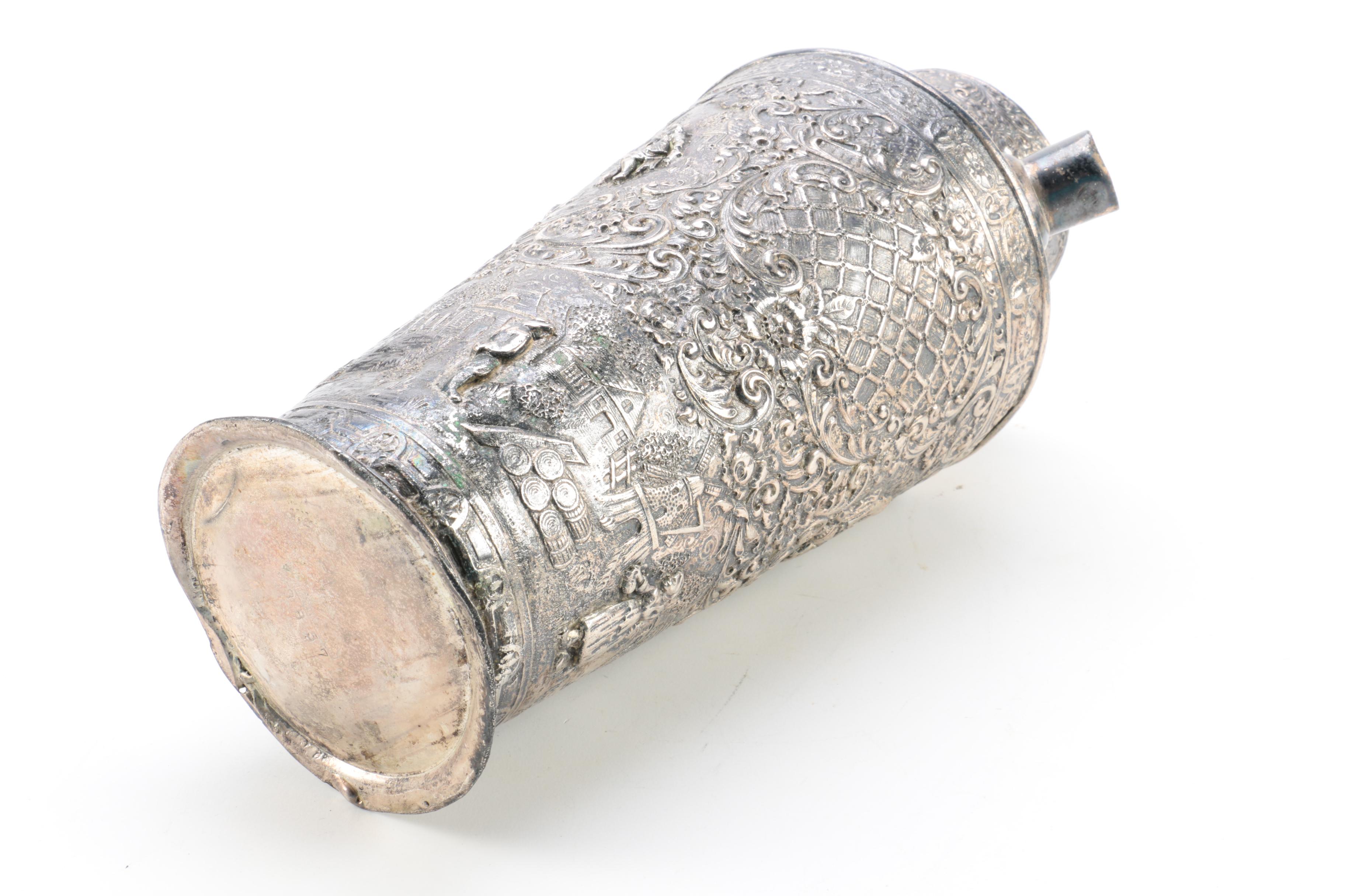 Barbour Silver Plate Co. Silver Plate Embossed Martini Shaker