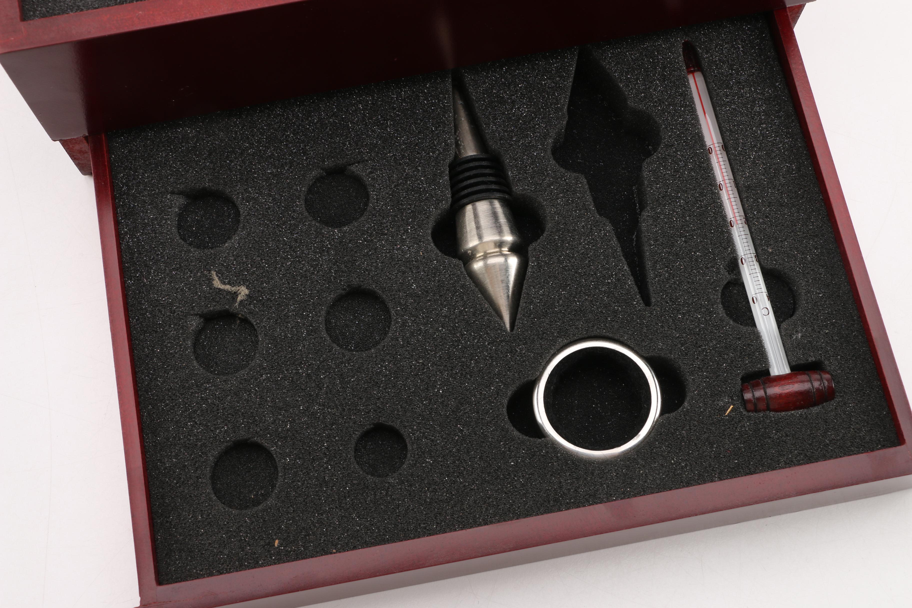 La Vigna Box and Wine opener