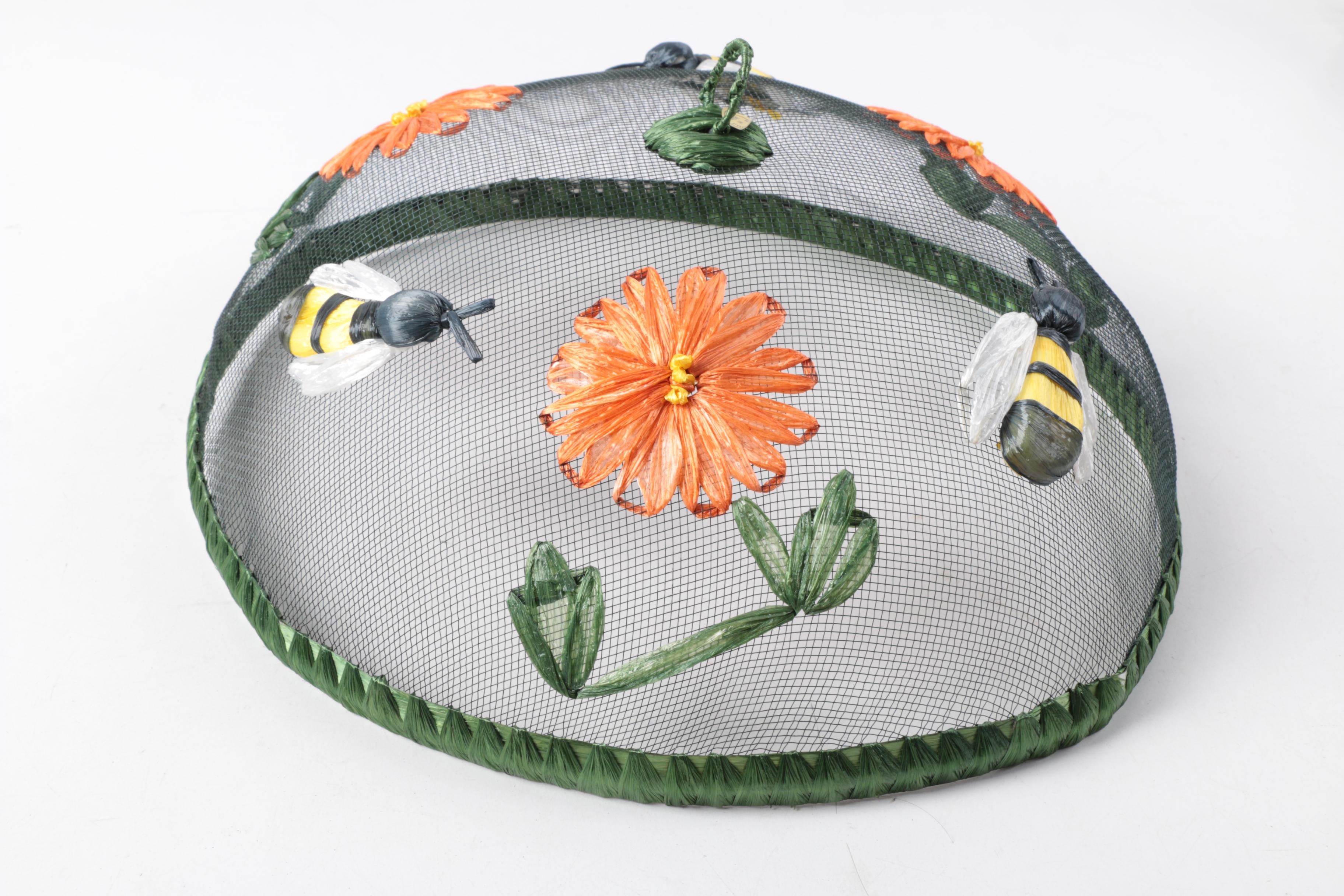 Barbecue Grilling Baskets and Decorative Food Protection Screens