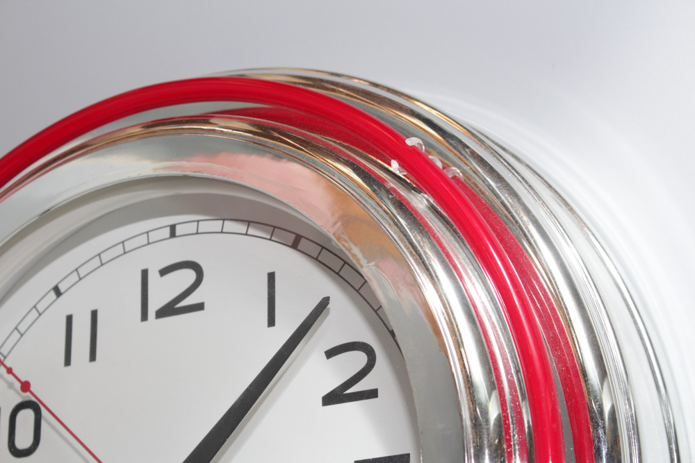 Retro Style Fluorescent Light Wall Clock