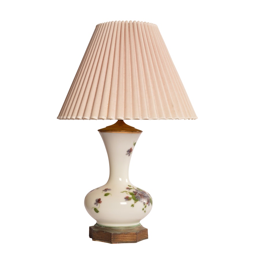 Ceramic Table Lamps Featuring Violets