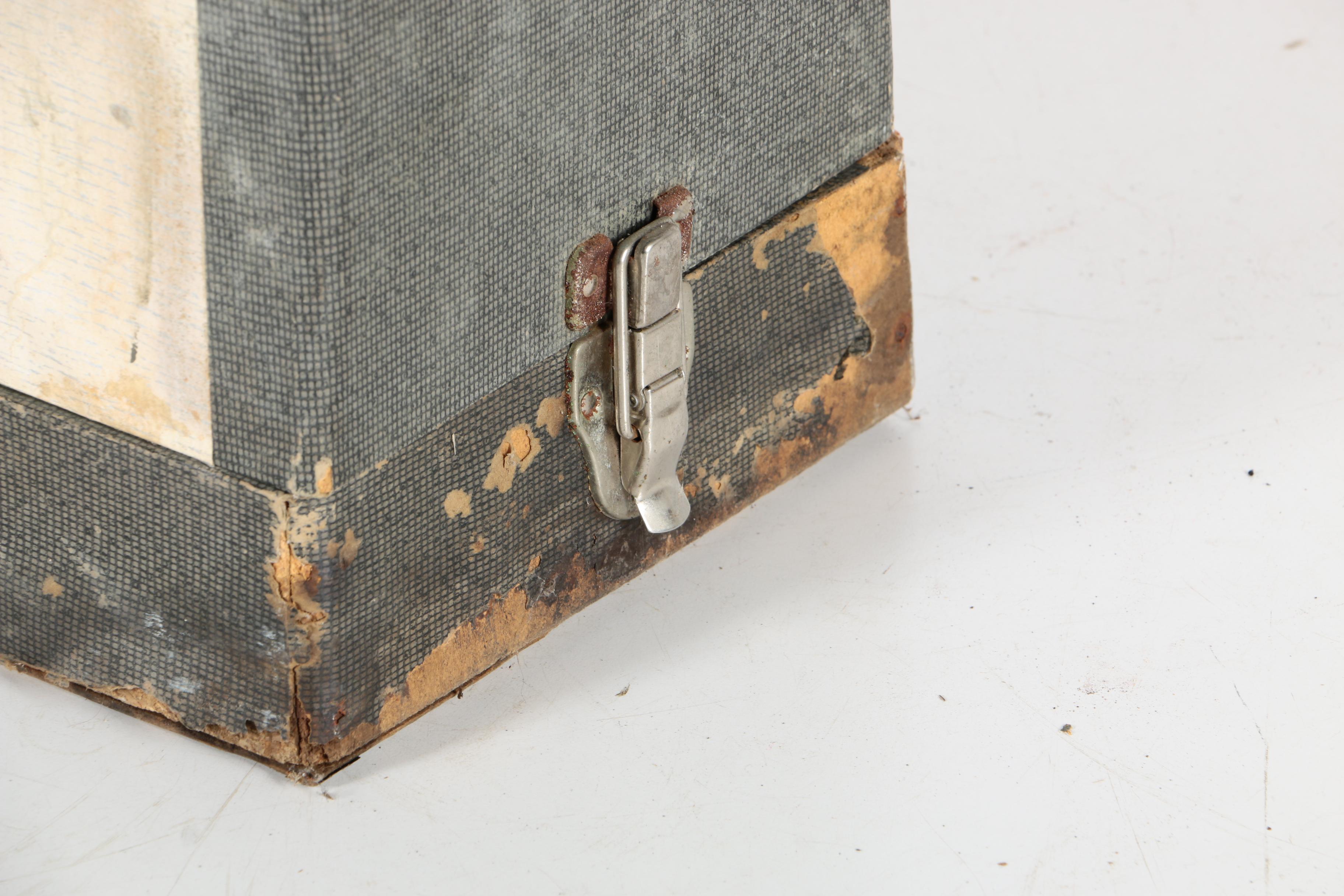 Vintage Singer "Fashion Mate" Sewing Machine