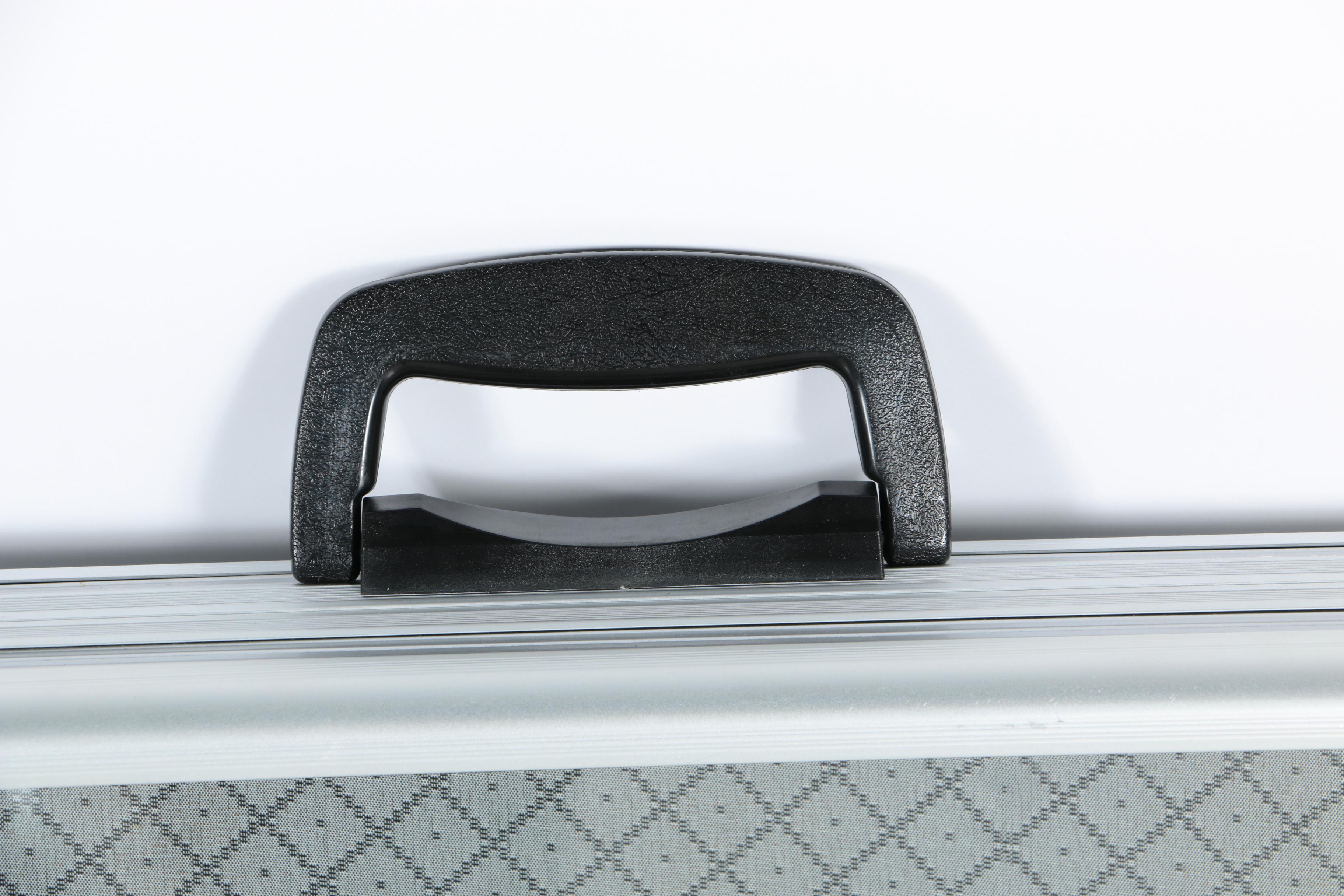 Mobile Jewelry Display Case