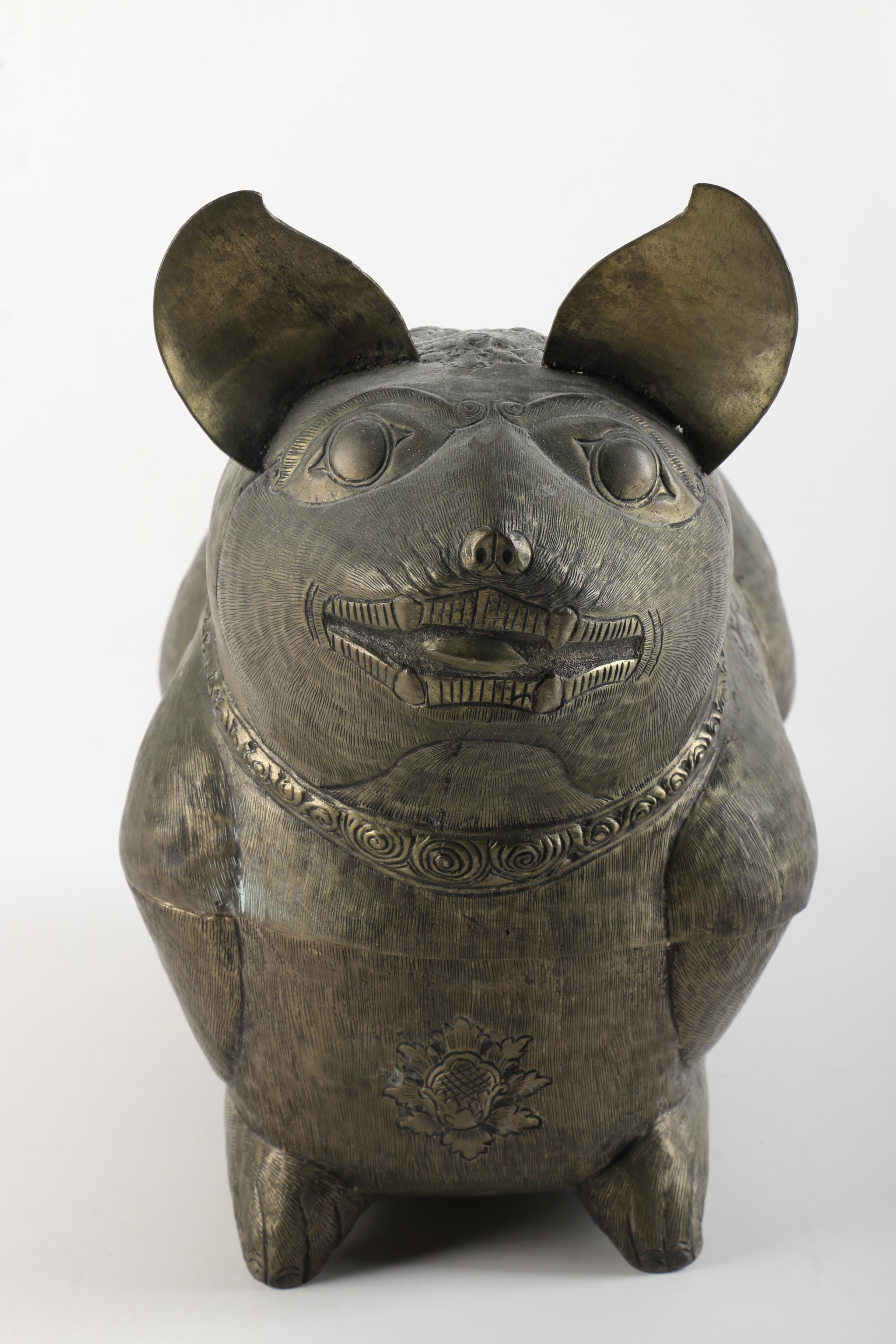 Silver Tone Metal Cat Trinket Box