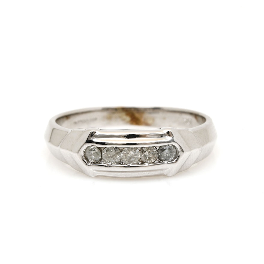 10K White Gold Diamond Ring