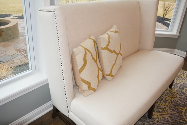 Upholstered Banquette Bench Settee