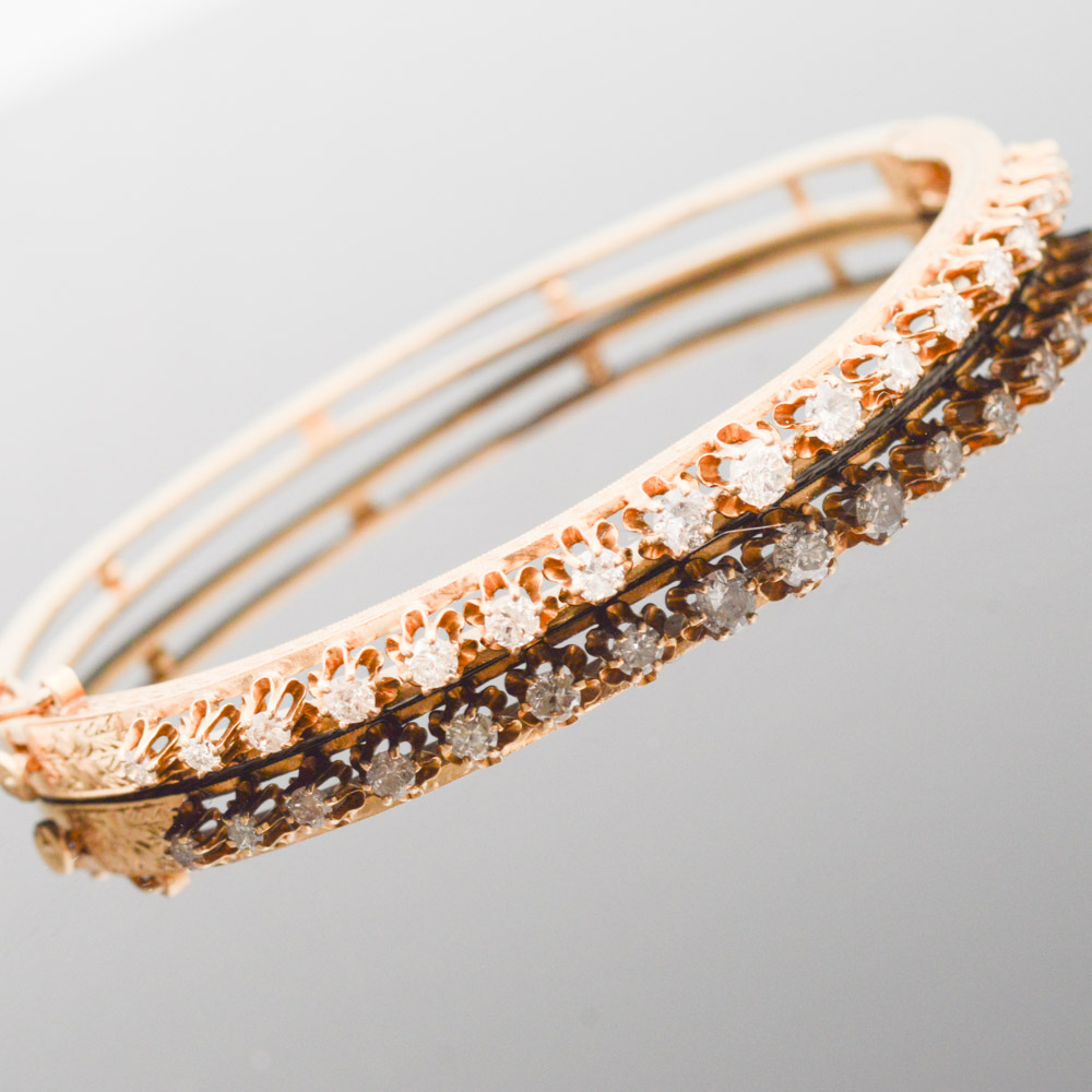 Vintage 14K Yellow Gold 1.17 CTW Diamond Bangle