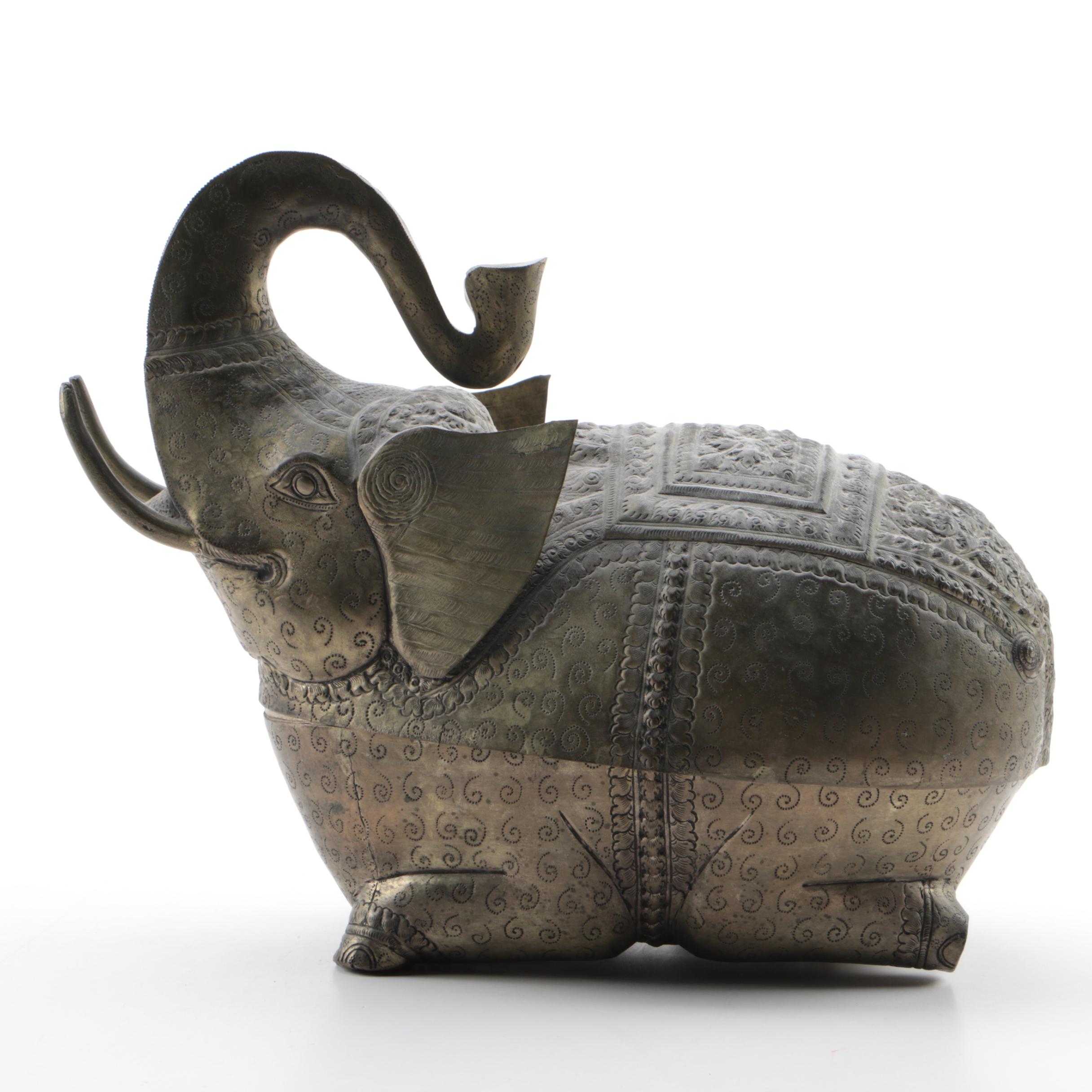 Silver Tone Metal Elephant Trinket Box