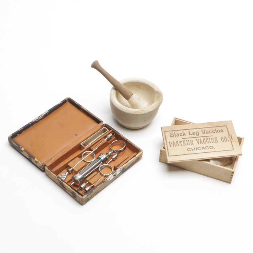Antique Pasteur Vaccine Company Syringe With Needles