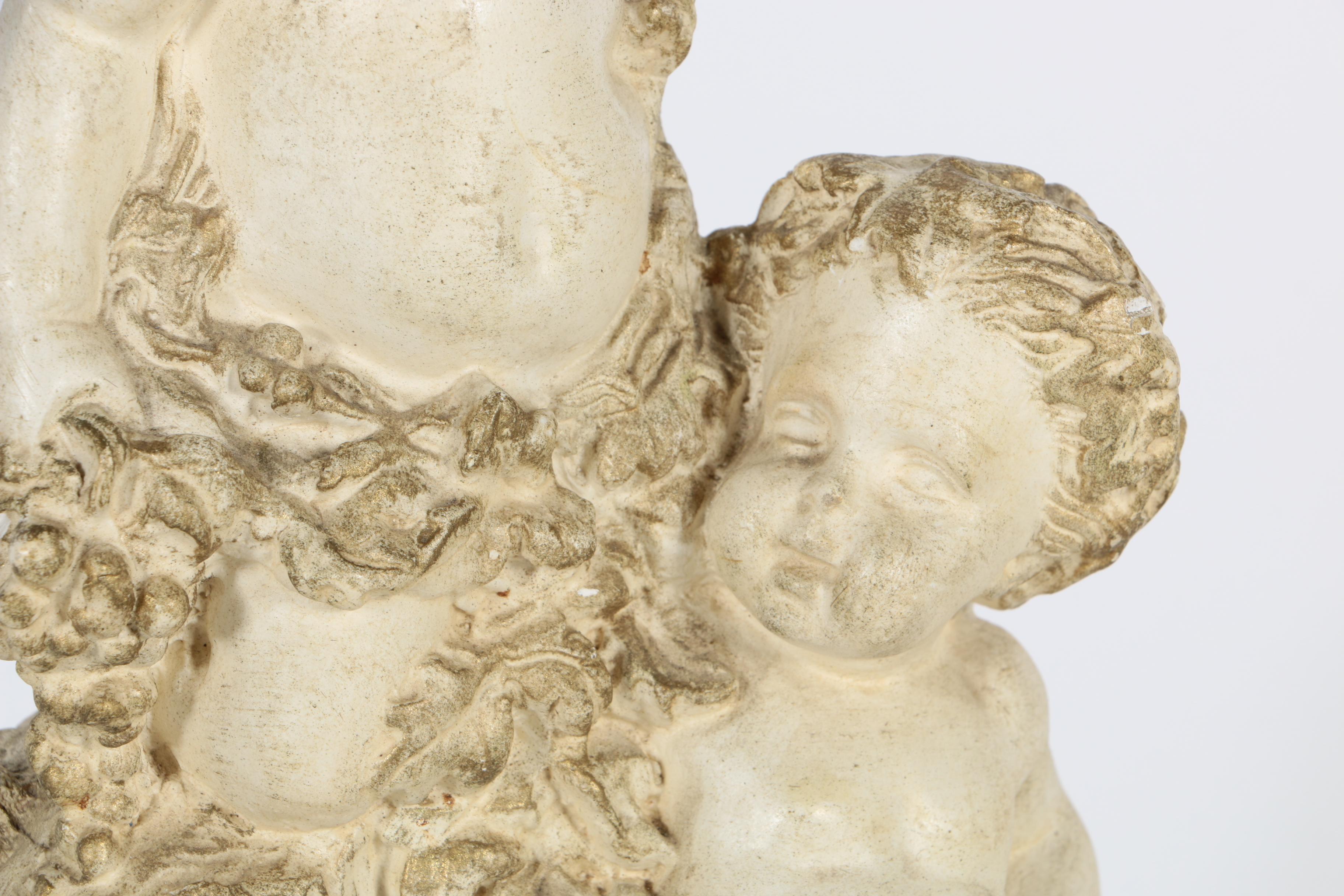 Vintage Ceramic Putti Table Lamp