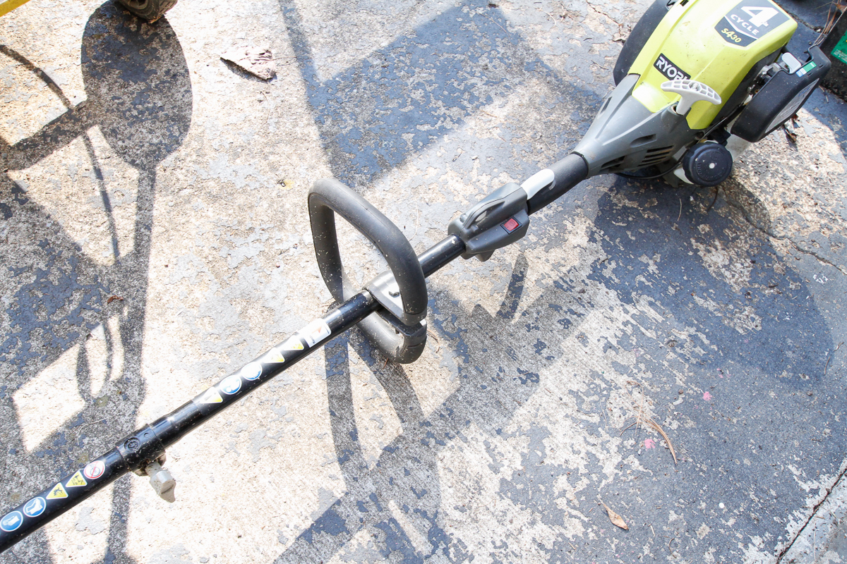 4 Cycle Straight Shaft Ryobi S430 String Trimmer