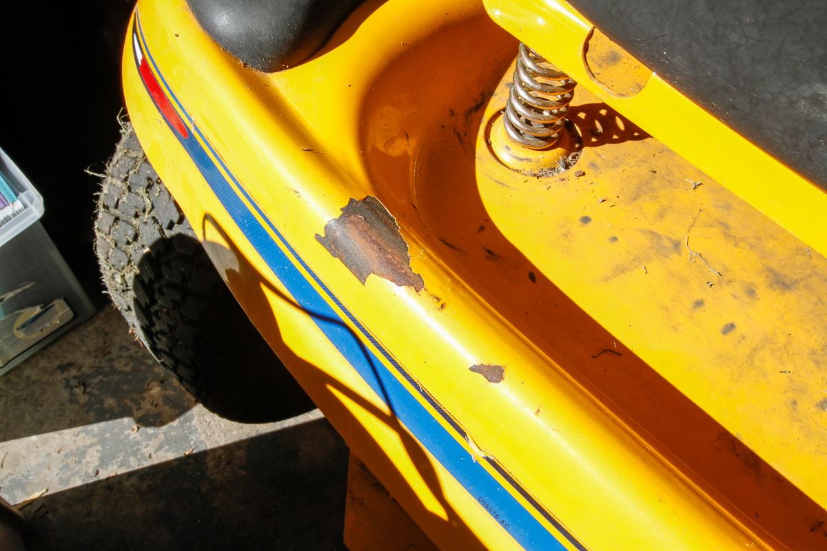 Cub Cadet 1517 Lawn Tractor