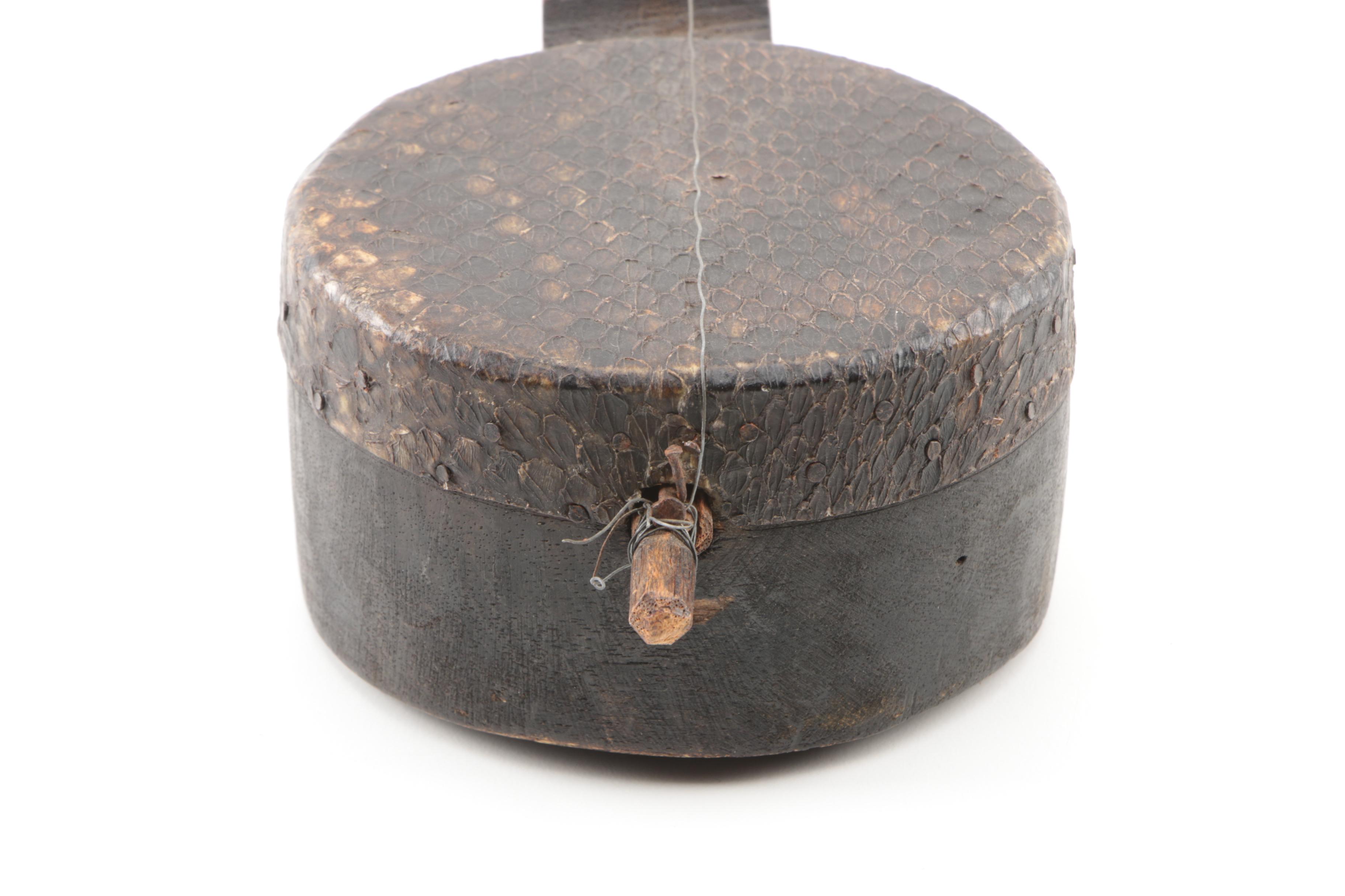 Northern Thai Sung Lisu Lute