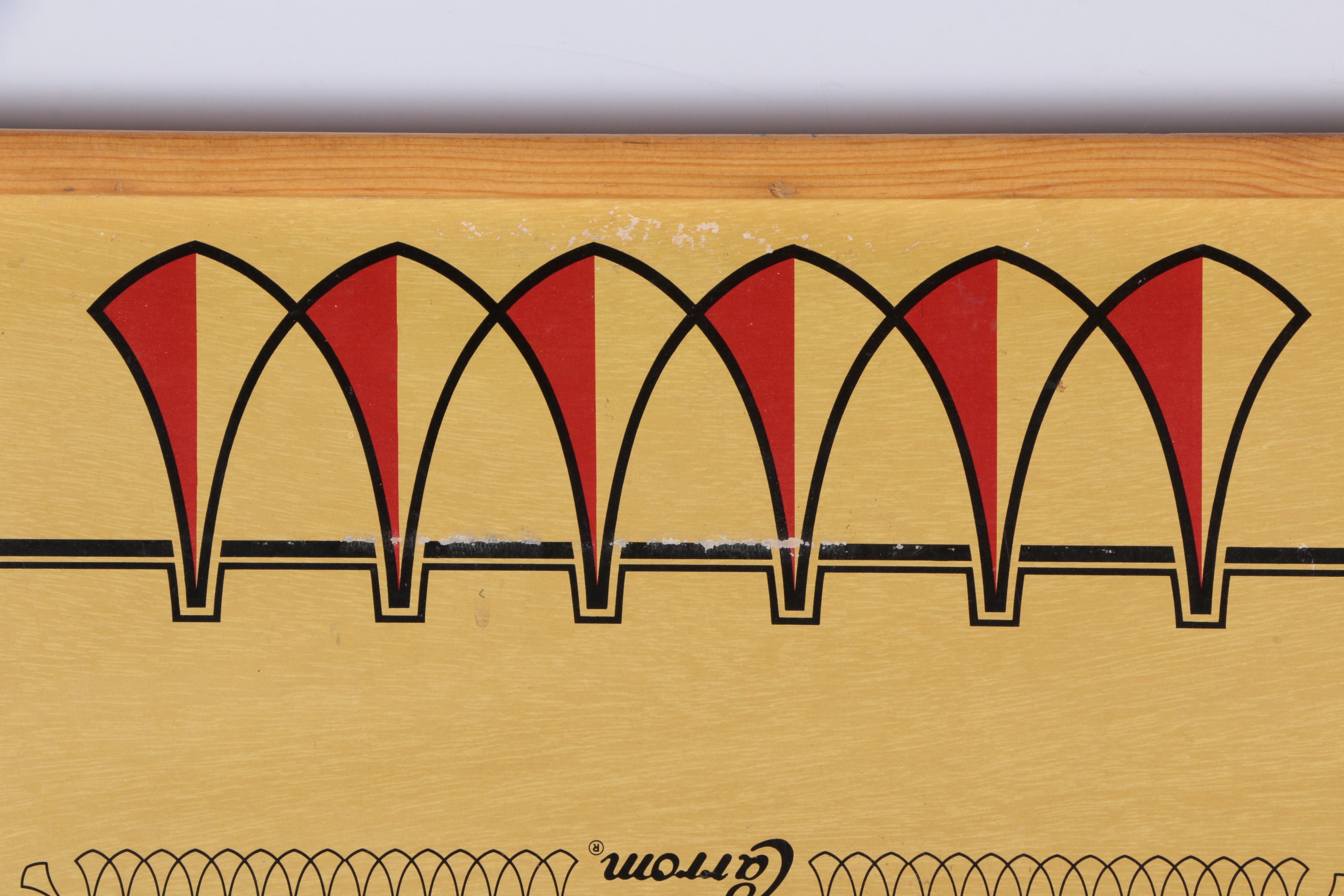 Merdel Game MFG Vintage Carrom Board