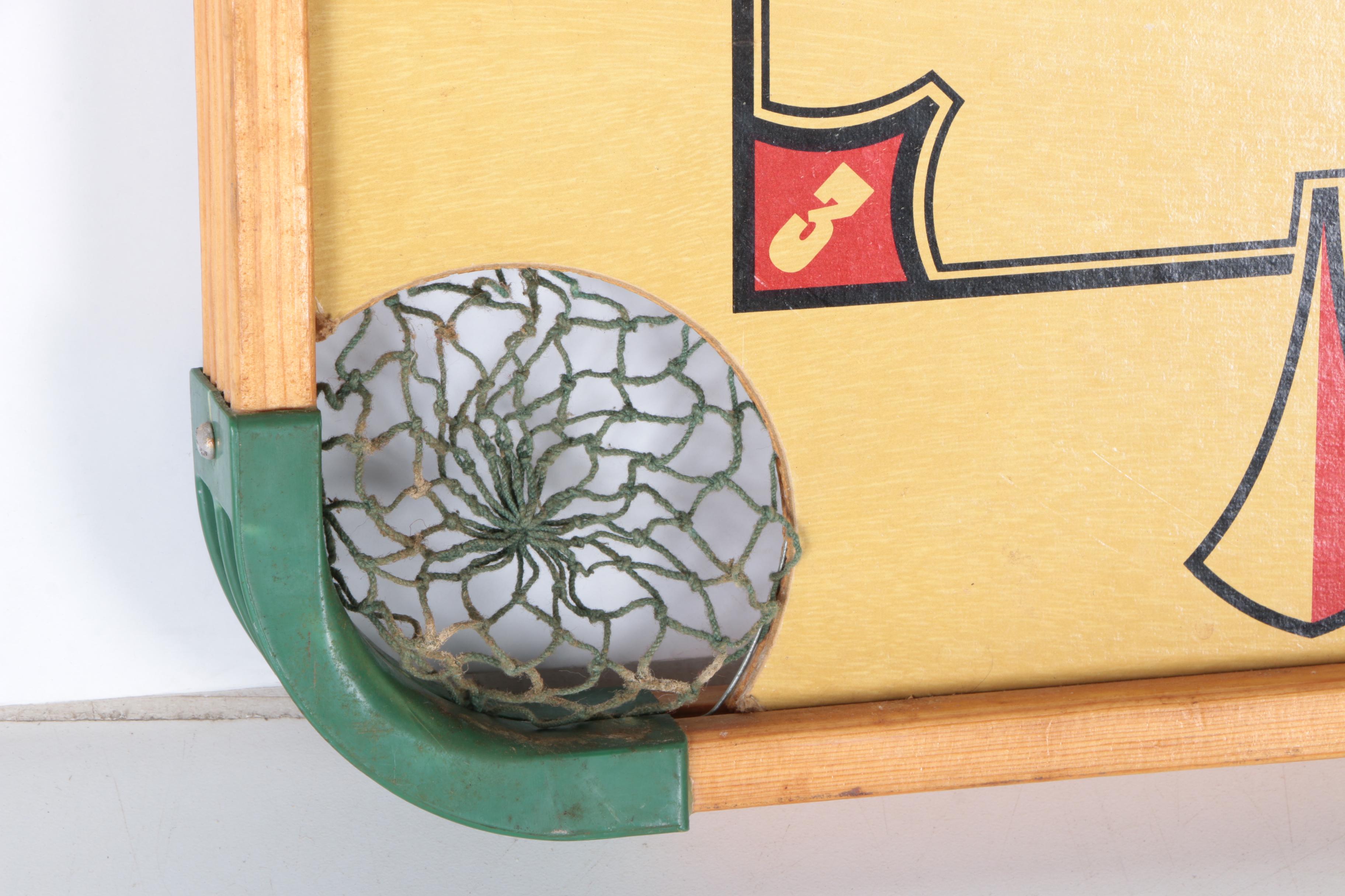 Merdel Game MFG Vintage Carrom Board