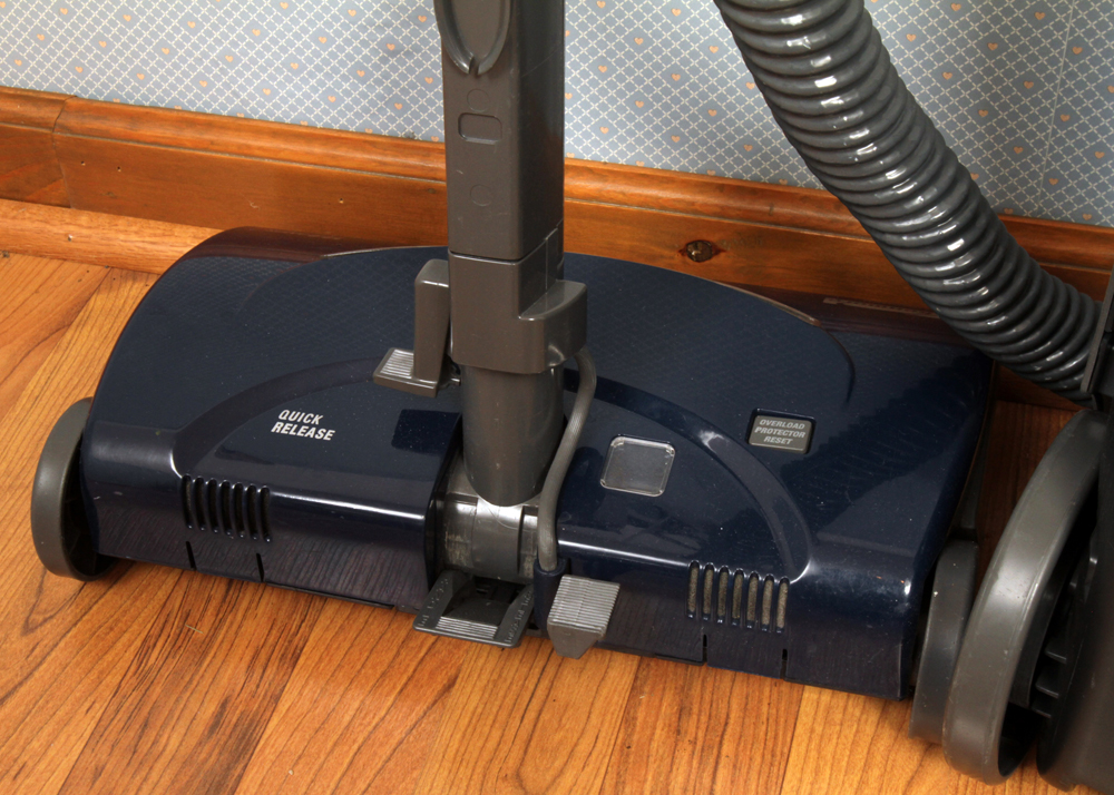 Kenmore Progressive Bagged Canister Vacuum Cleaner Model 116