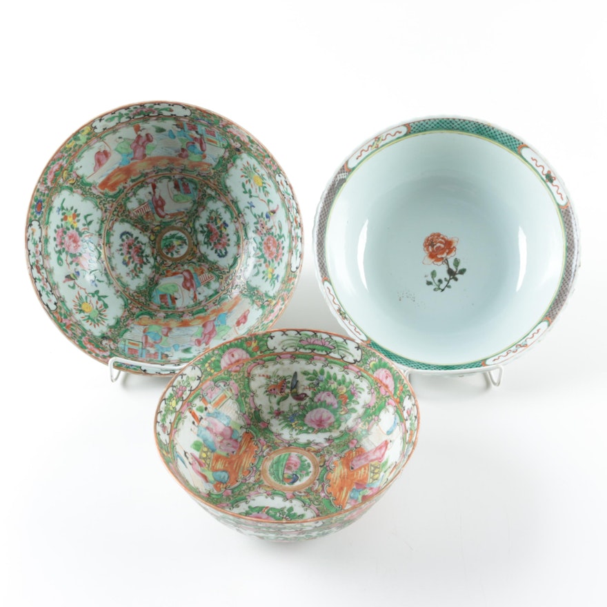 Chinese Rose Medallion Porcelain Bowls