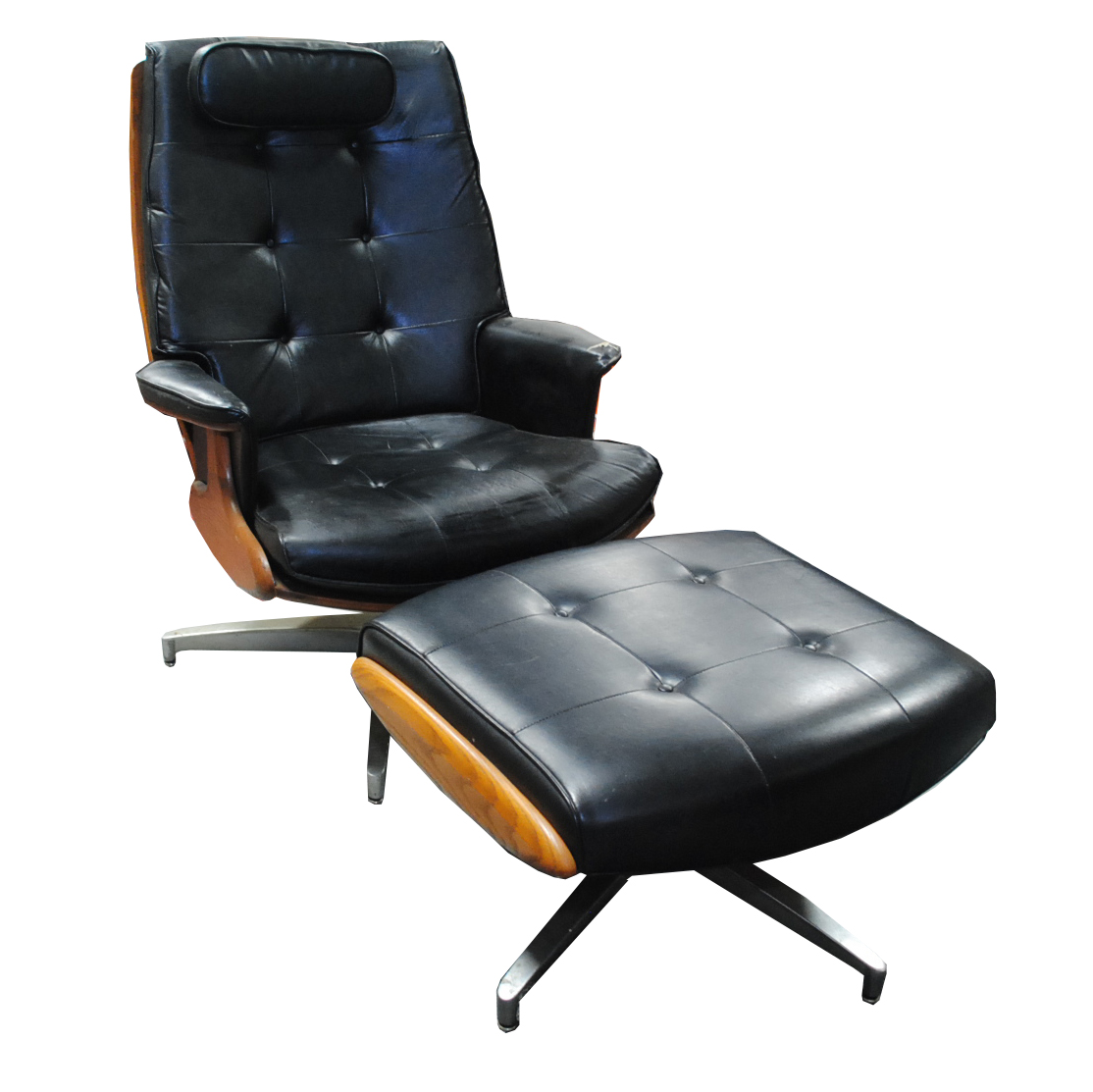 Vintage Mid Century Modern Lounge Chair and Ottoman by Heywood-Wakefield