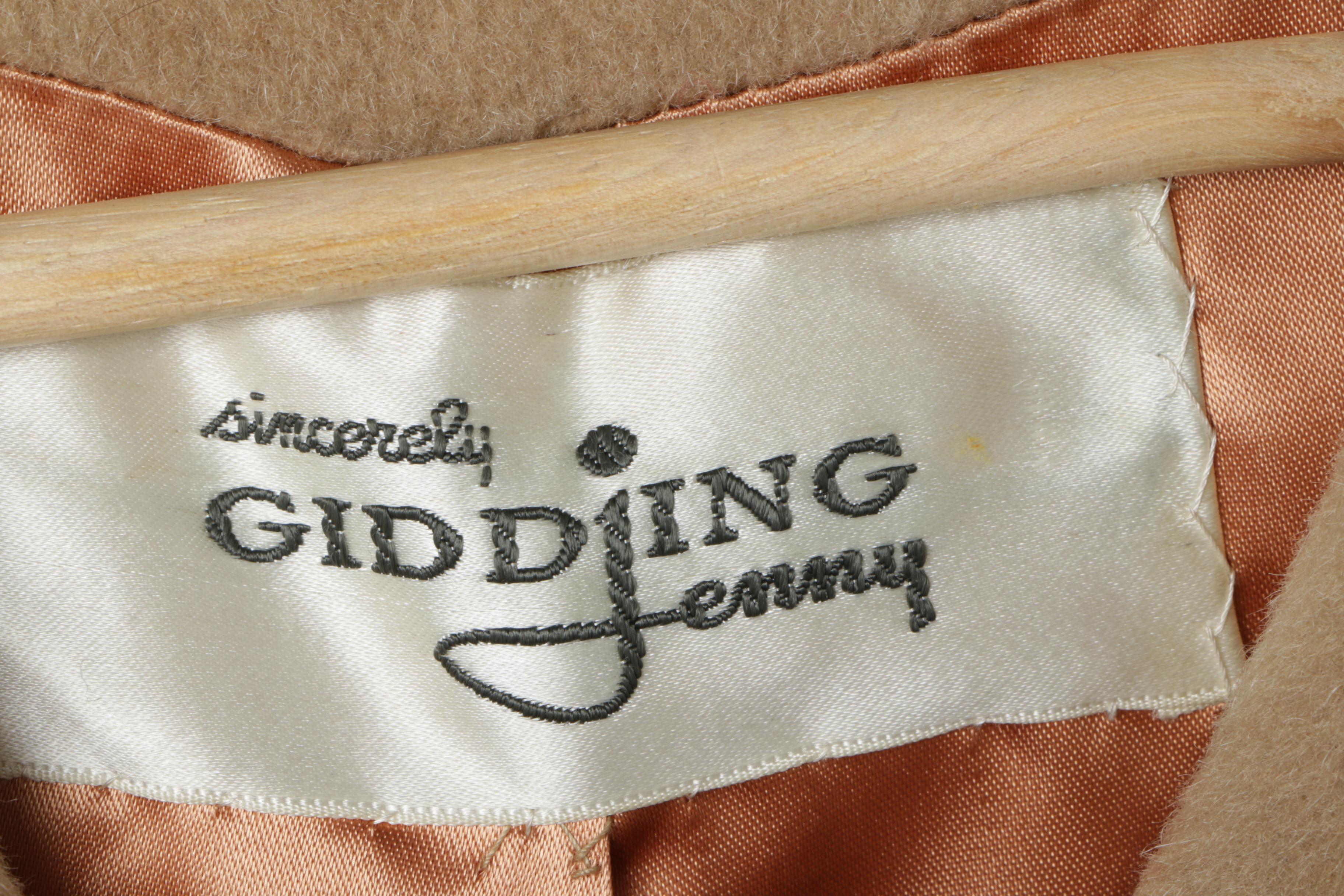 Women's Circa 1960s Vintage Clothing