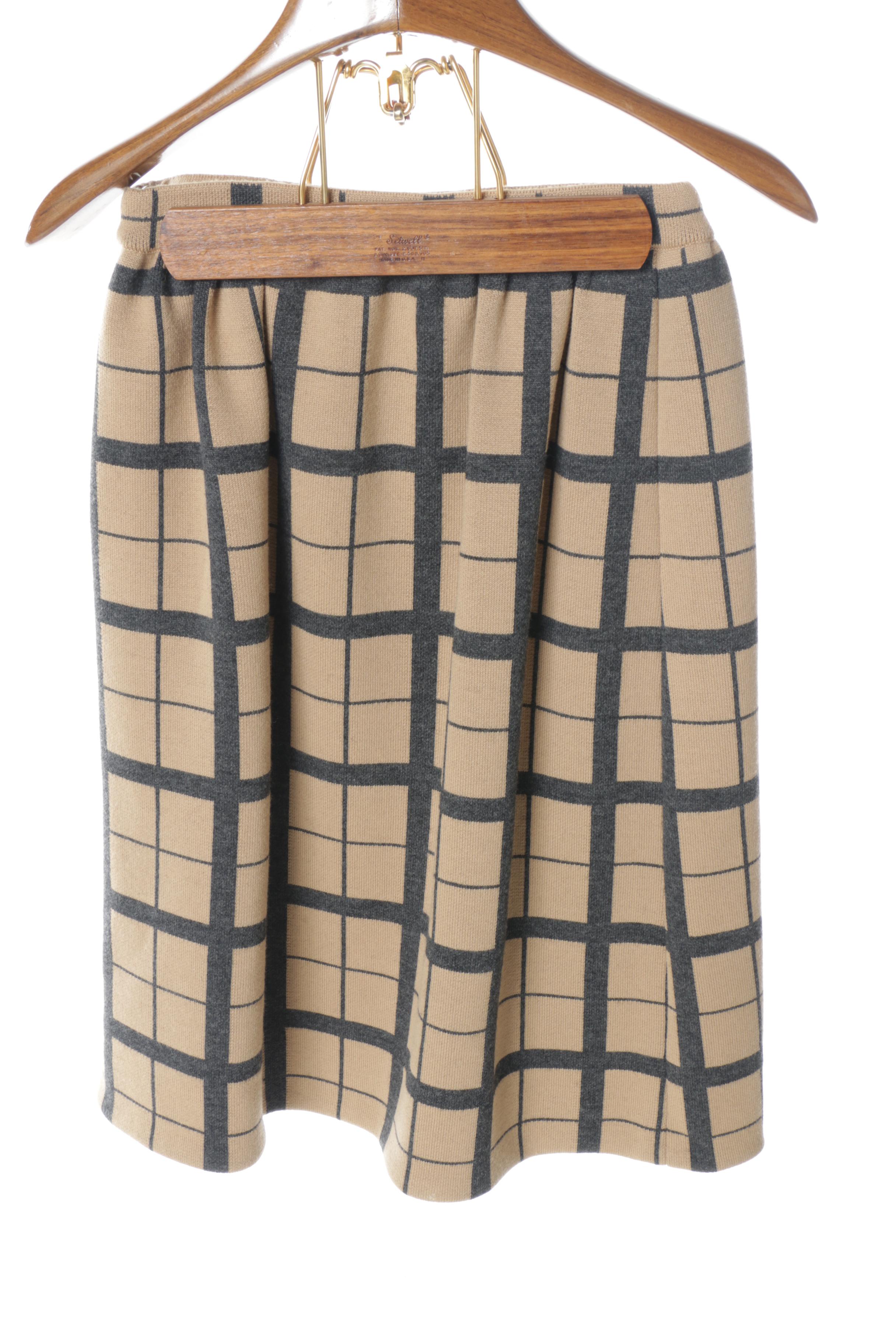 Women's Circa 1960s Vintage Clothing