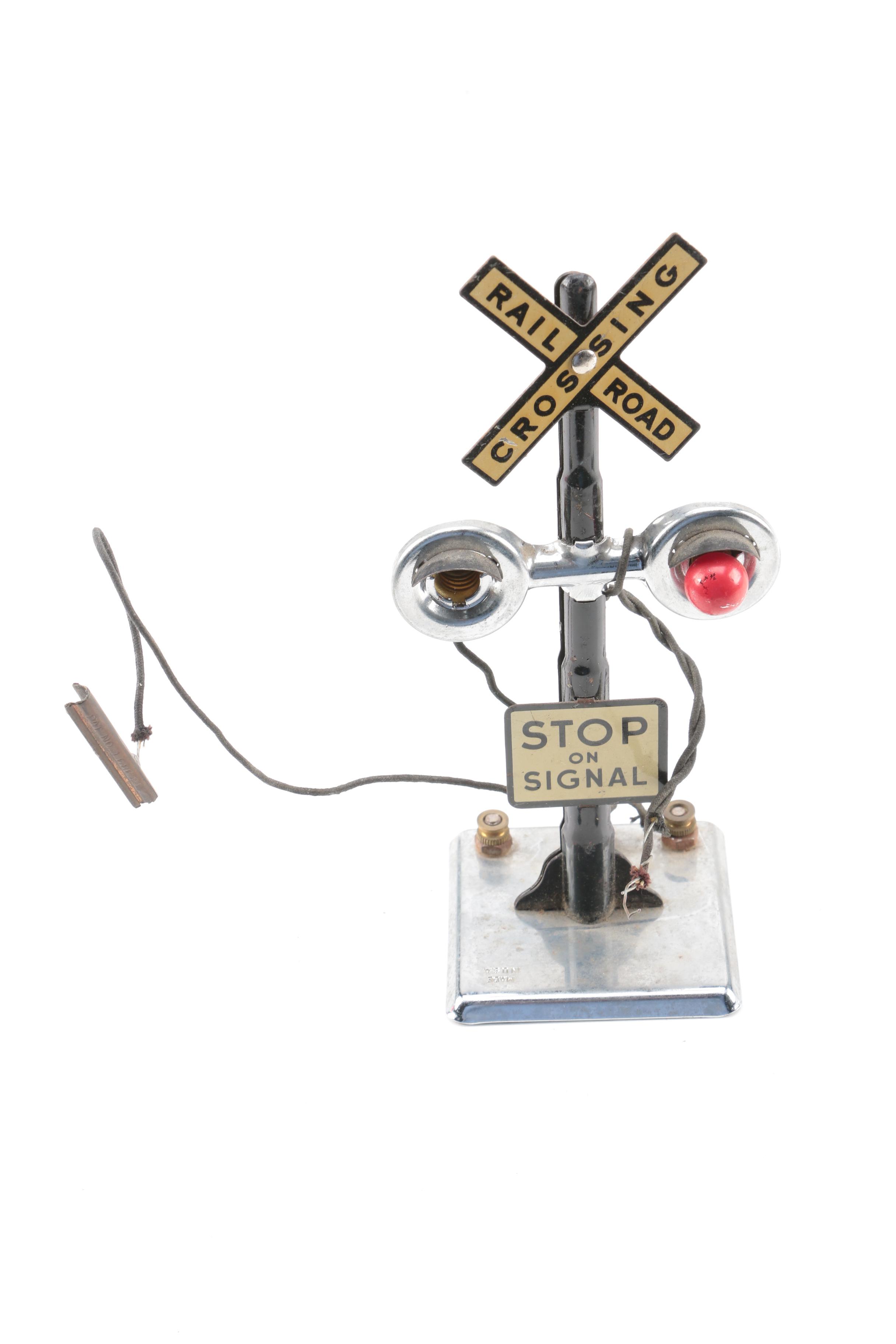 Pre-War Lionel Trains and Accessories