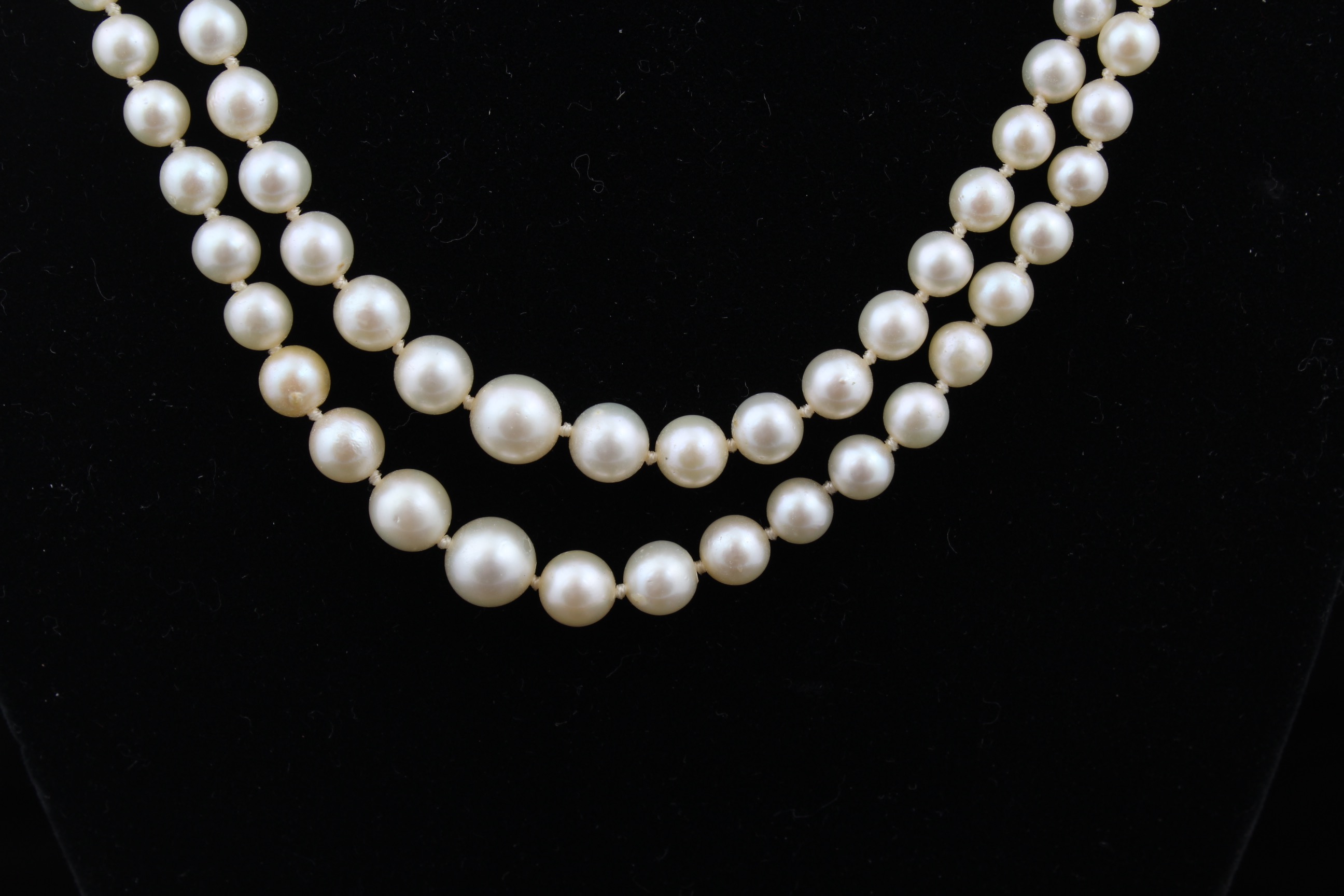 Vintage 14K White Gold Pearl Necklace