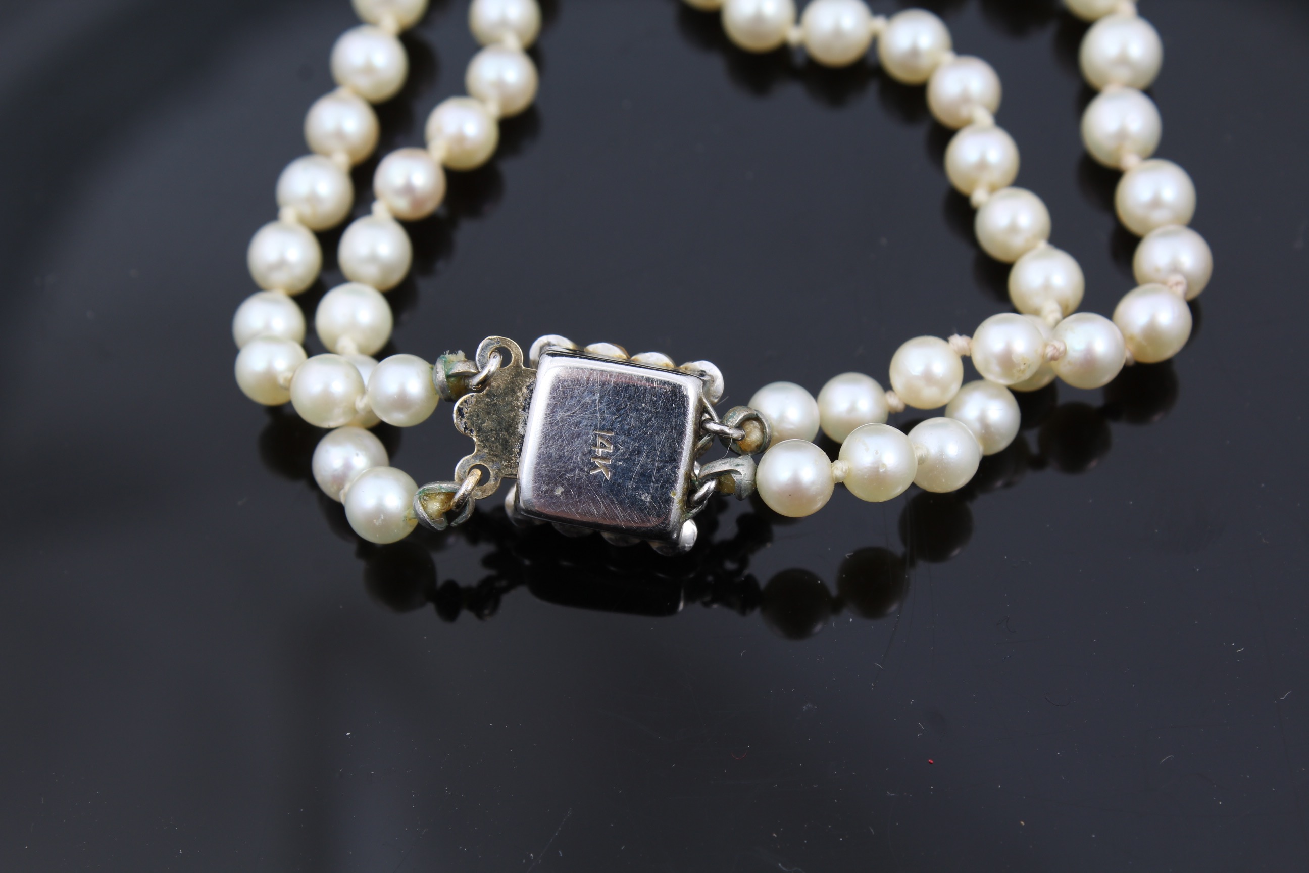 Vintage 14K White Gold Pearl Necklace