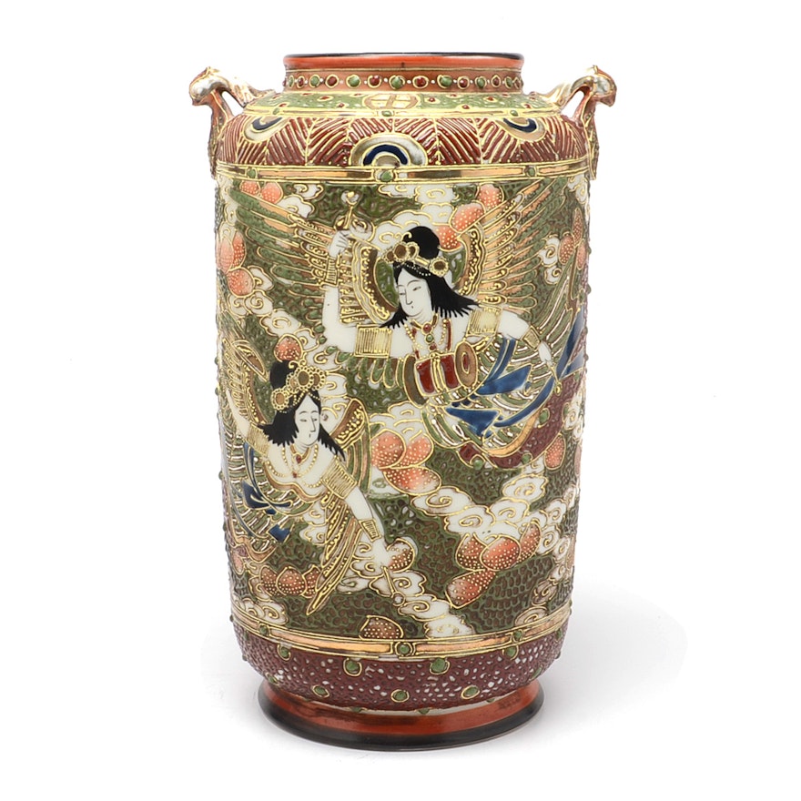 Japanese Satsuma Moriage Vase