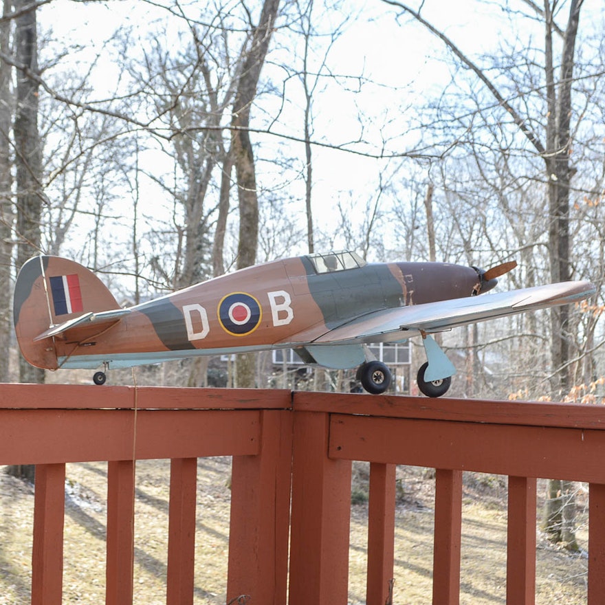 Supermarine Spitfire Model Airplane with Zinger Propeller