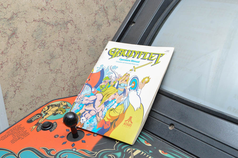 Atari "Gauntlet" Arcade Game