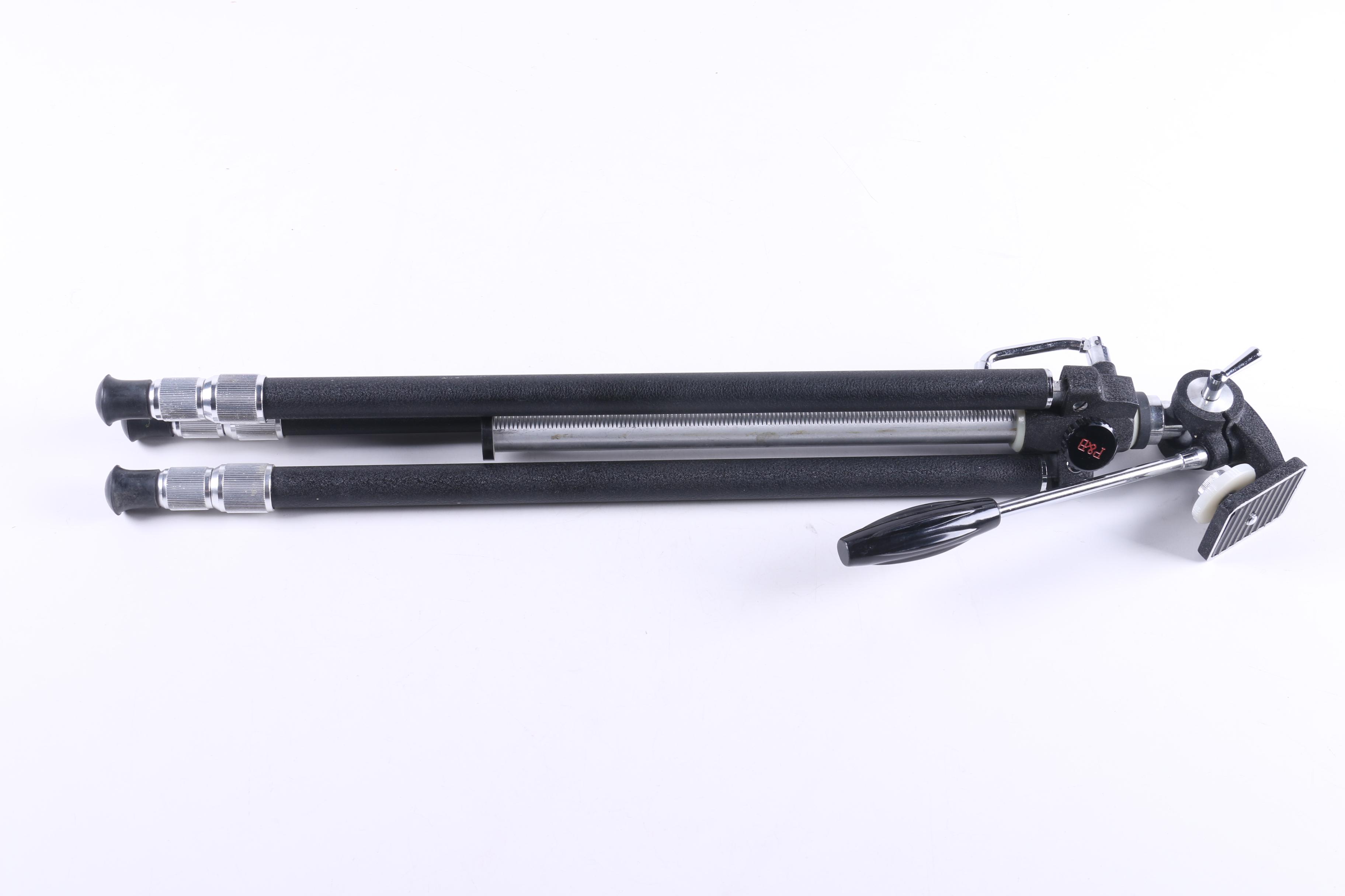 Ponder & Best Model 1100 Camera Tripod