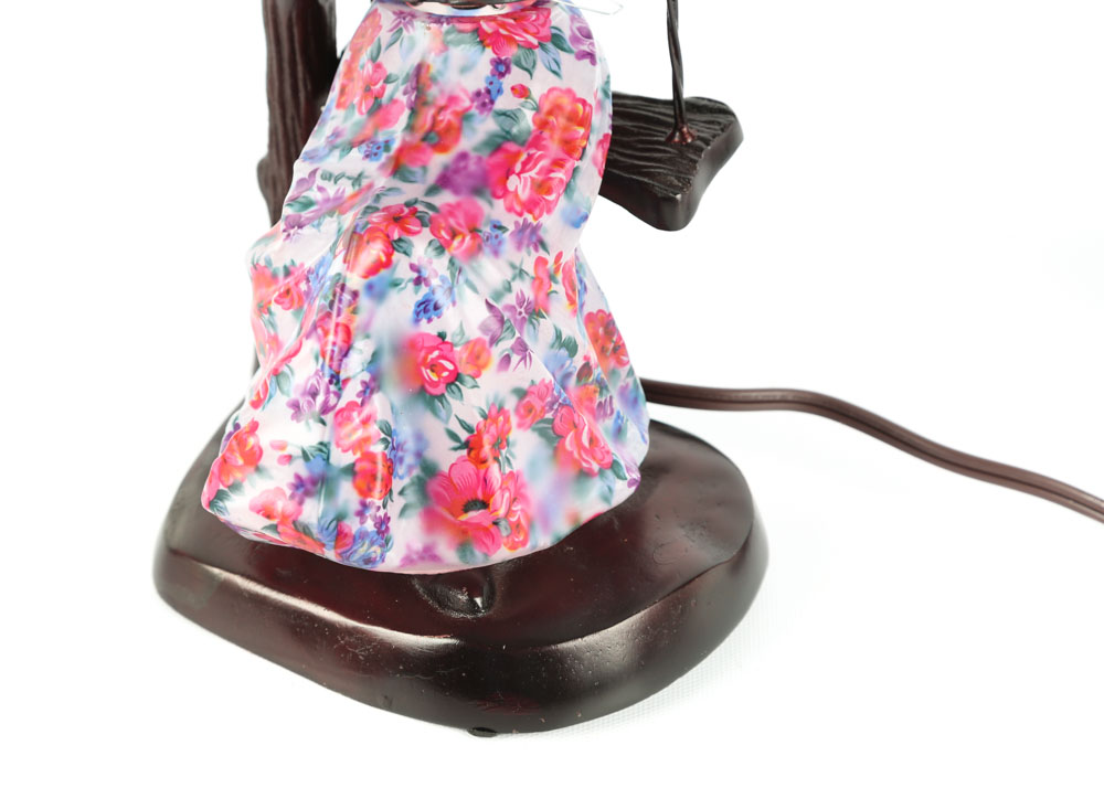 Dale Tiffany Sculpture Lamp