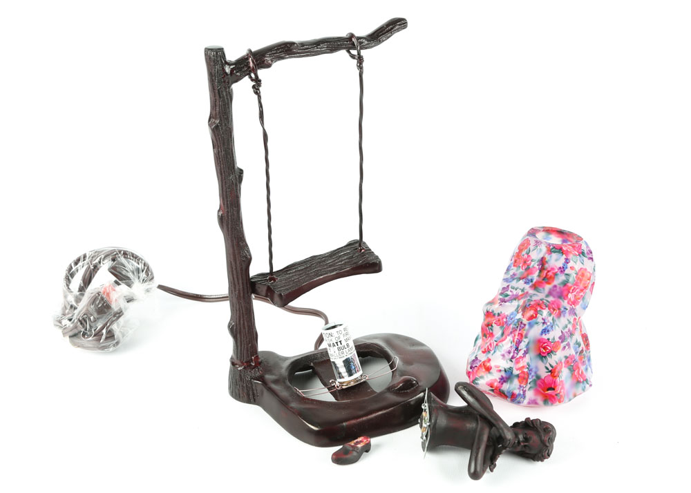 Dale Tiffany Sculpture Lamp