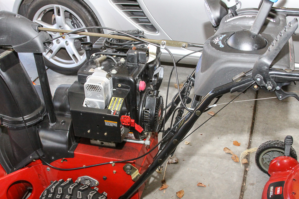 Toro Power Max 1028 LXE Snow Thrower