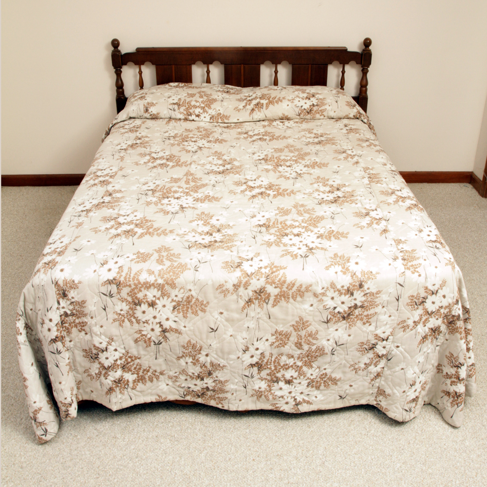 Colonial Style Maple Headboard with Full-Size Bed Frame