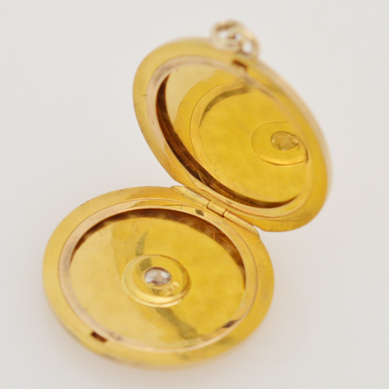 Vintage Engraved 14K Yellow Gold Locket with Diamond