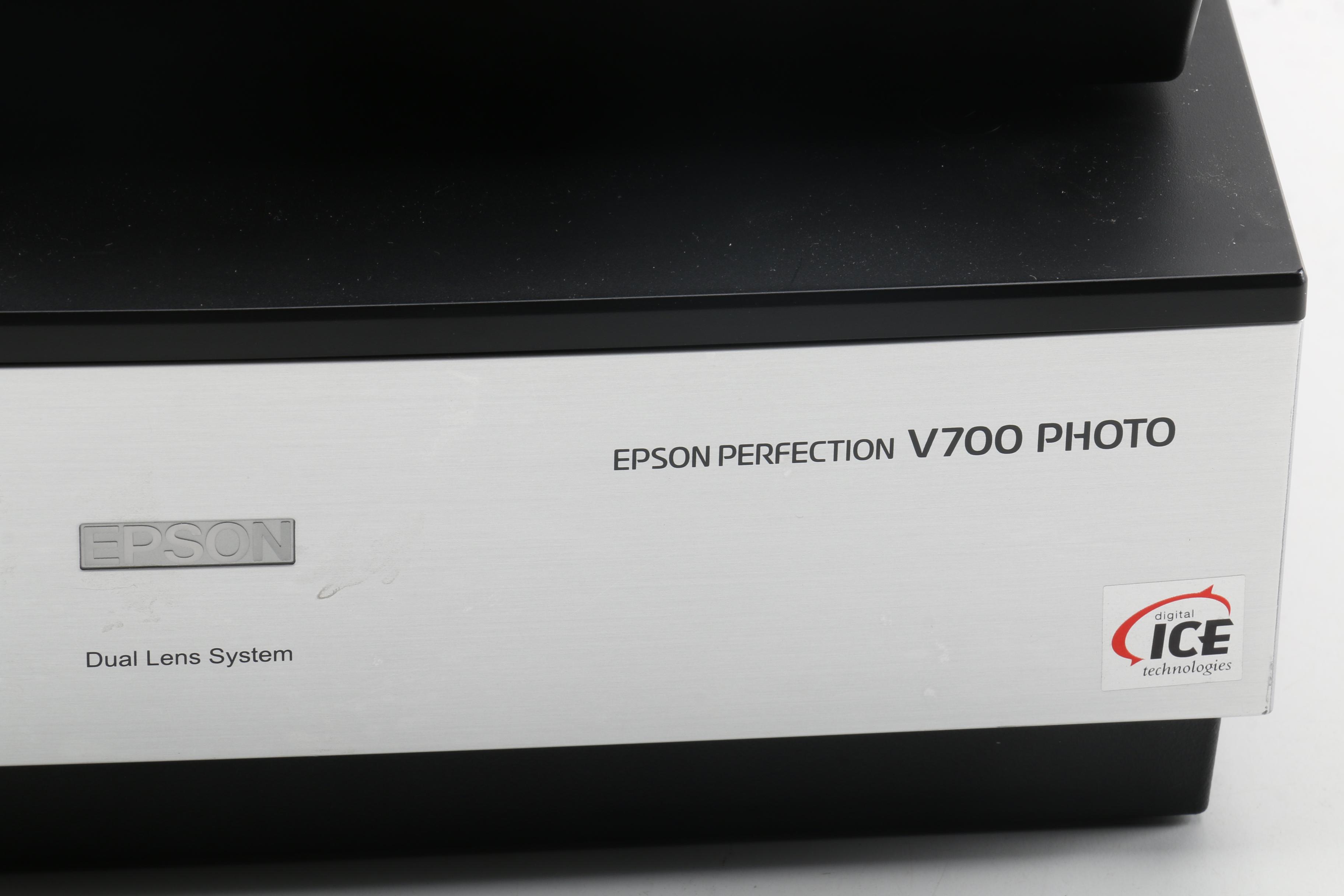 Epson Perfection V700 Photo and Film Scanner