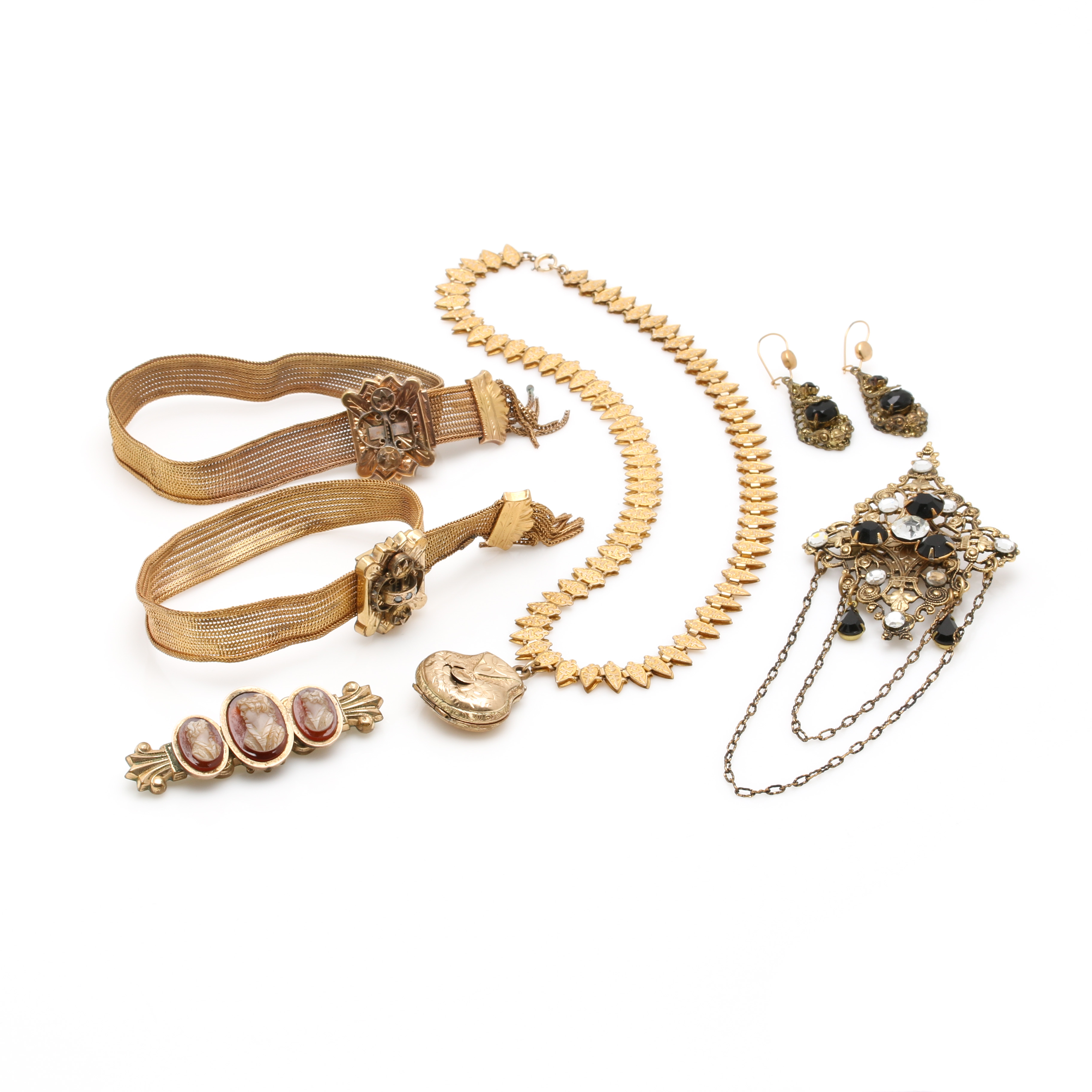 Victorian Gold Tone Sardonyx and Foilback Jewelry