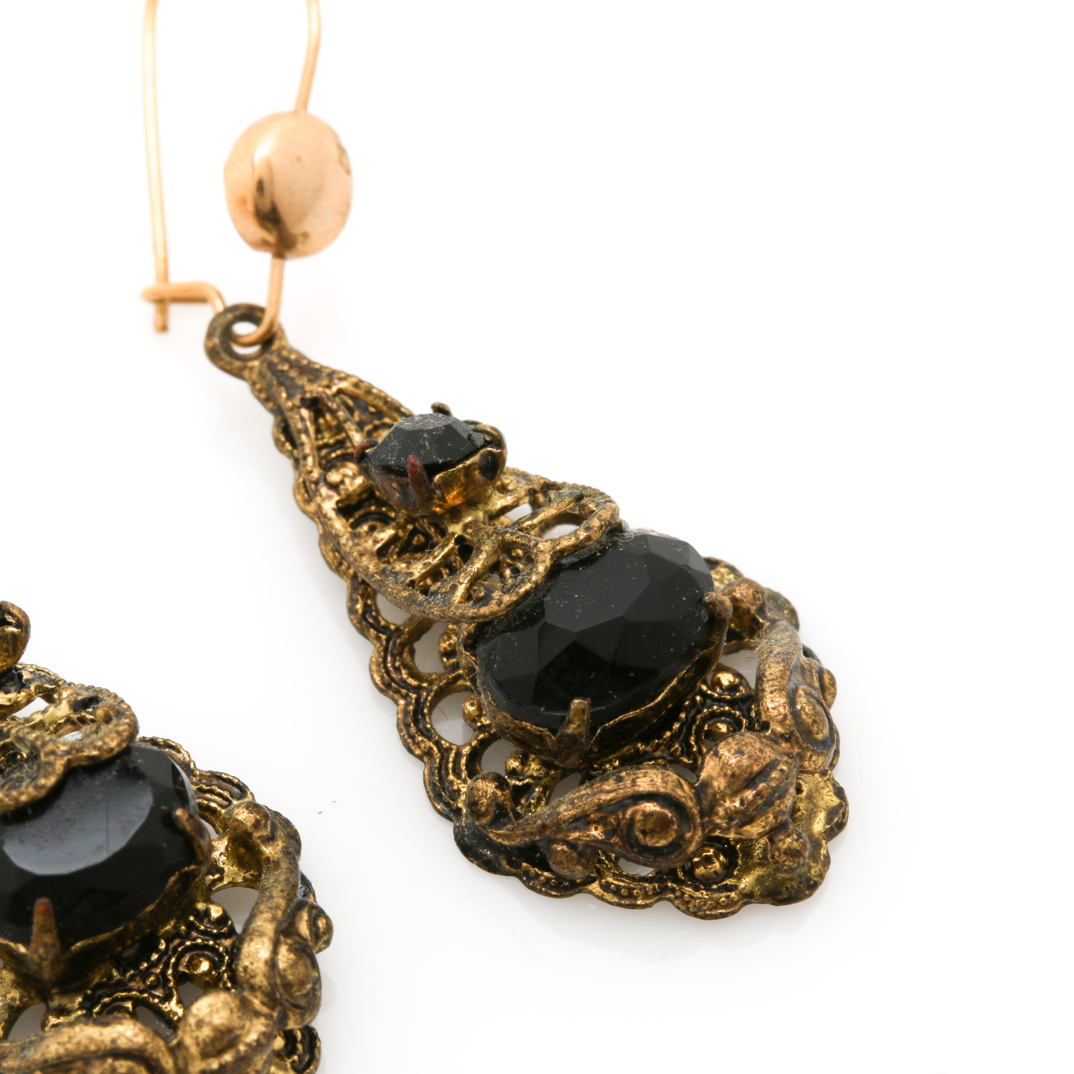 Victorian Gold Tone Sardonyx and Foilback Jewelry