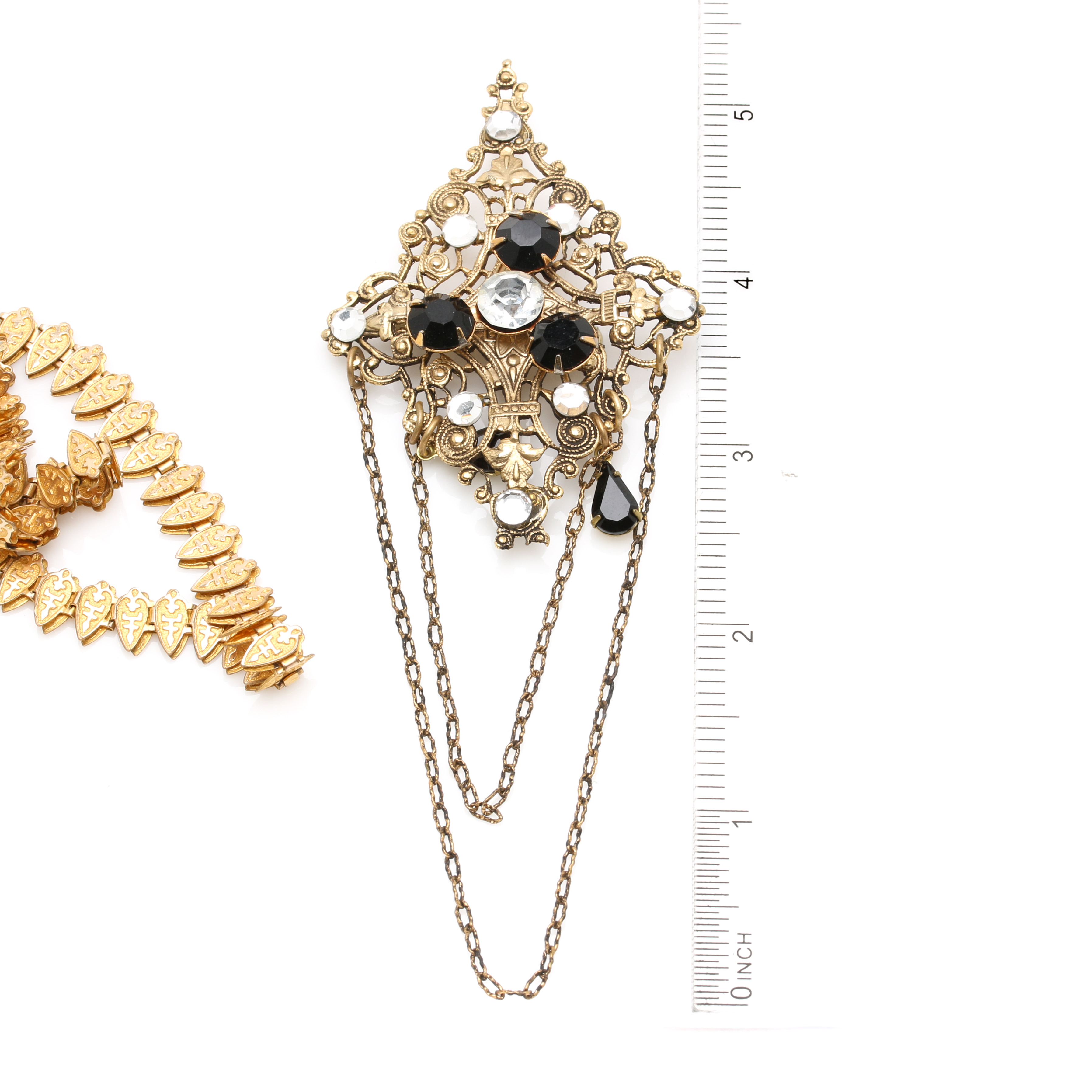 Victorian Gold Tone Sardonyx and Foilback Jewelry