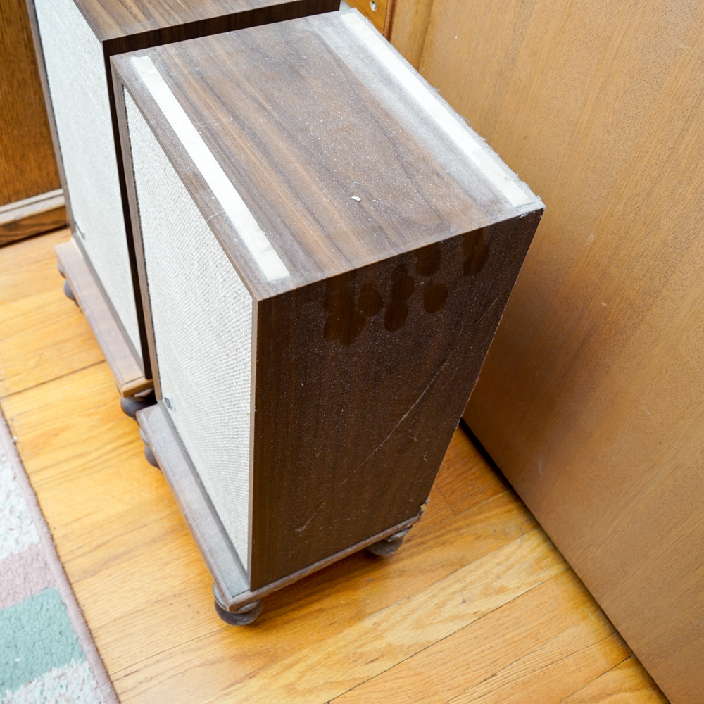 Vintage JVC Speakers