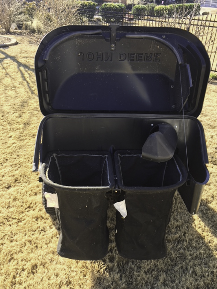 John Deere LT 155 Lawn Tractor with Bagging Attachment