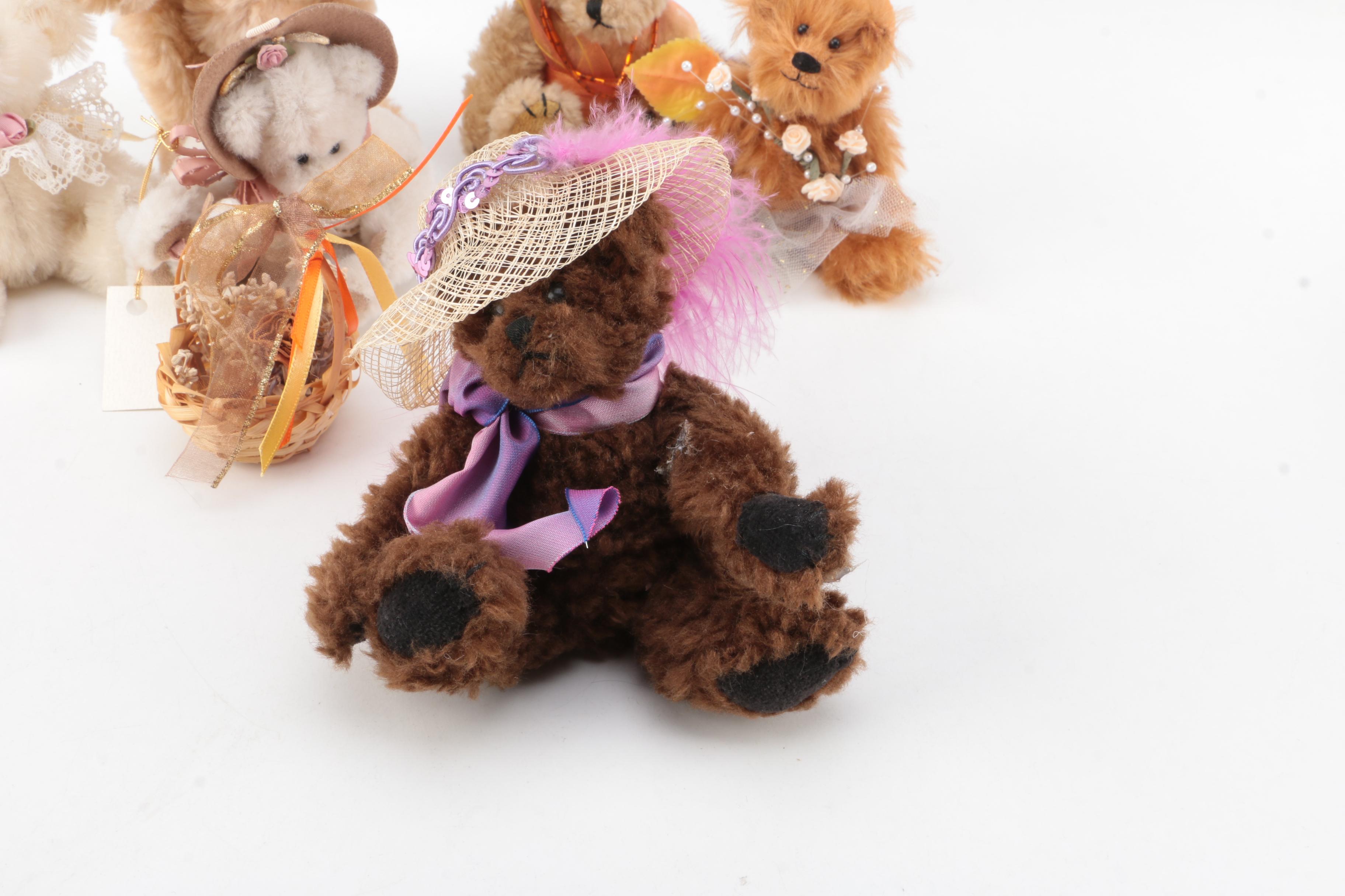 Vintage Teddy Bears Featuring Boyd and Sue Lain