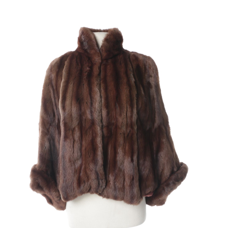 Women's 1970s Squirrel Fur Cape