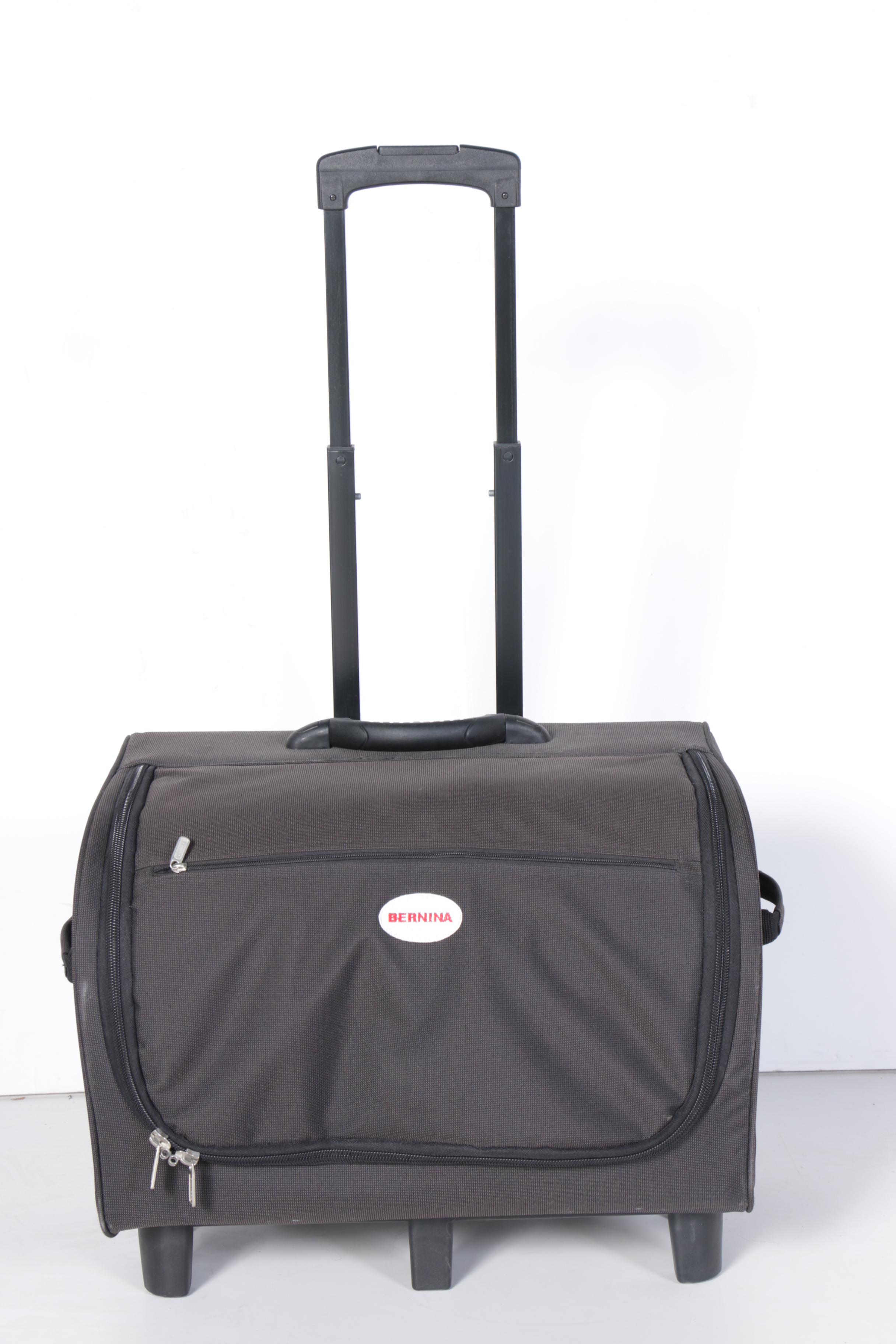 Bernina 2000DE Serger and Accessories