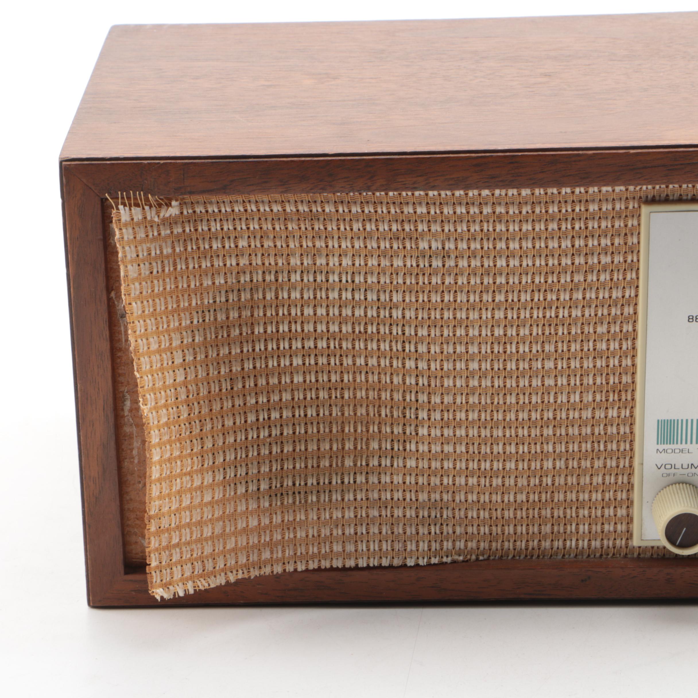 KLH Model Twenty-One Radio