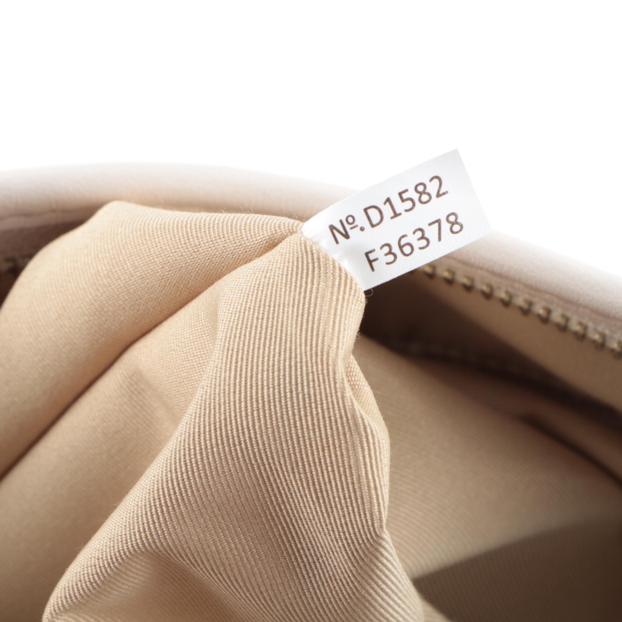 Coach Signature Canvas Crossbody Bag